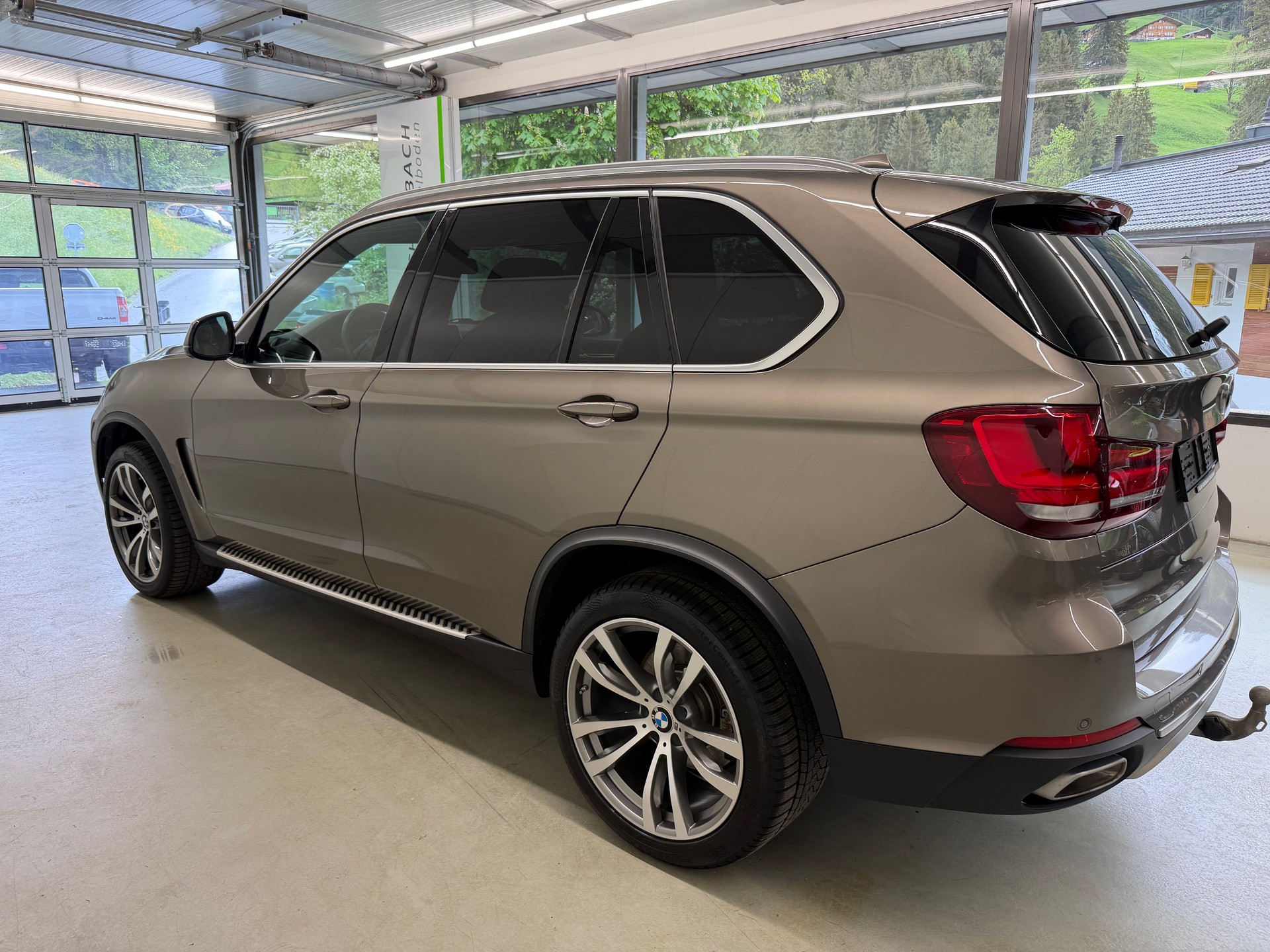 BMW X5 xDrive 40d Steptronic-image-7
