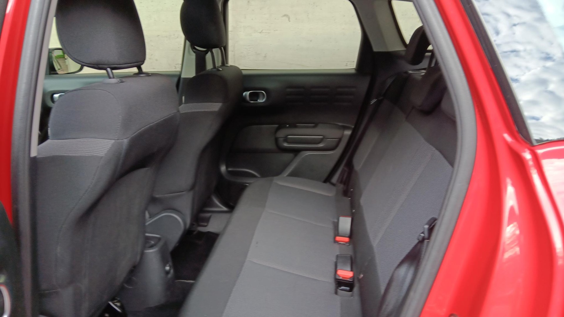 CITROEN C3 Aircross 1.2i PureTech Feel-image-8