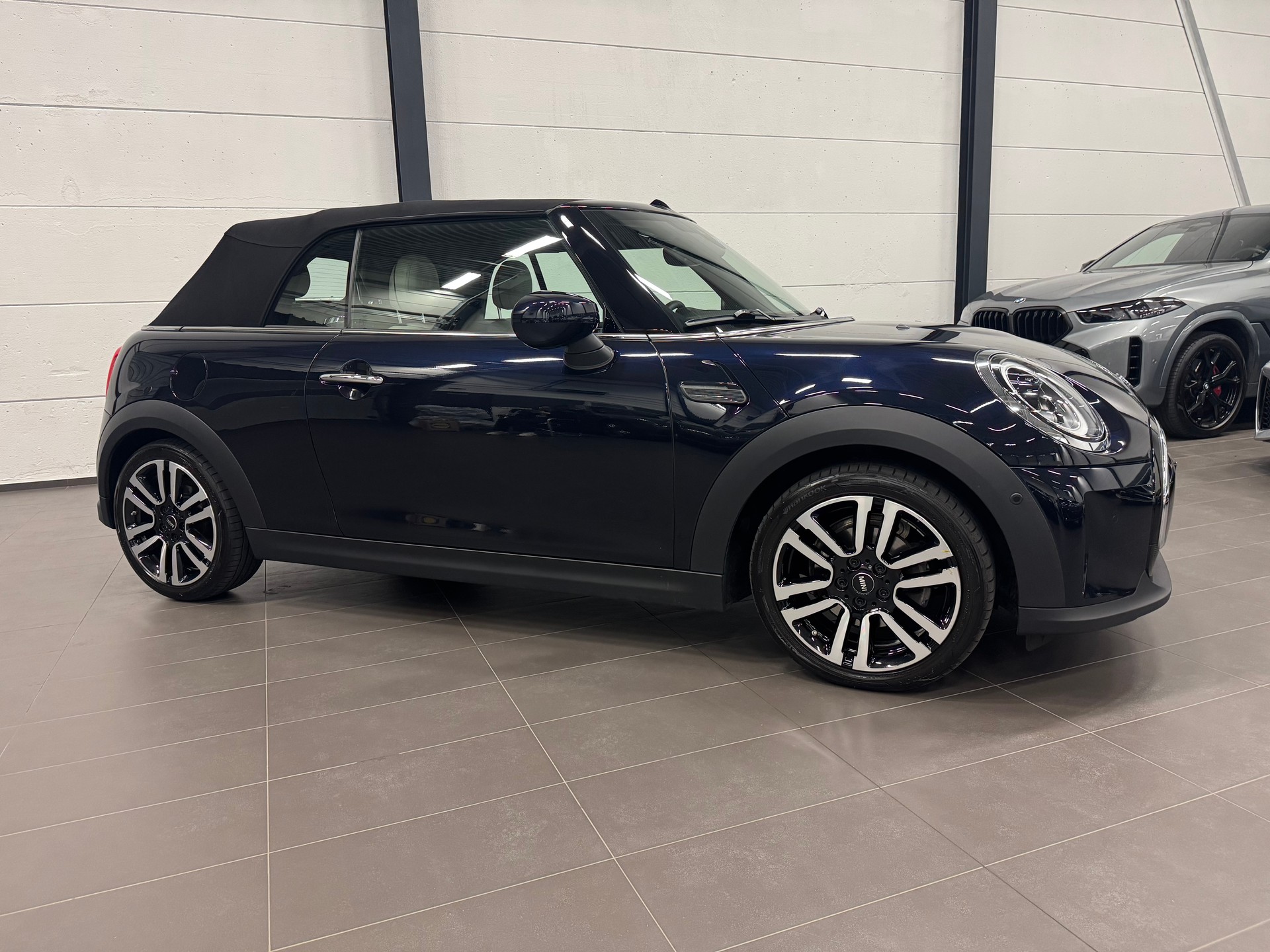 MINI Cooper Cabriolet DKG-image-3