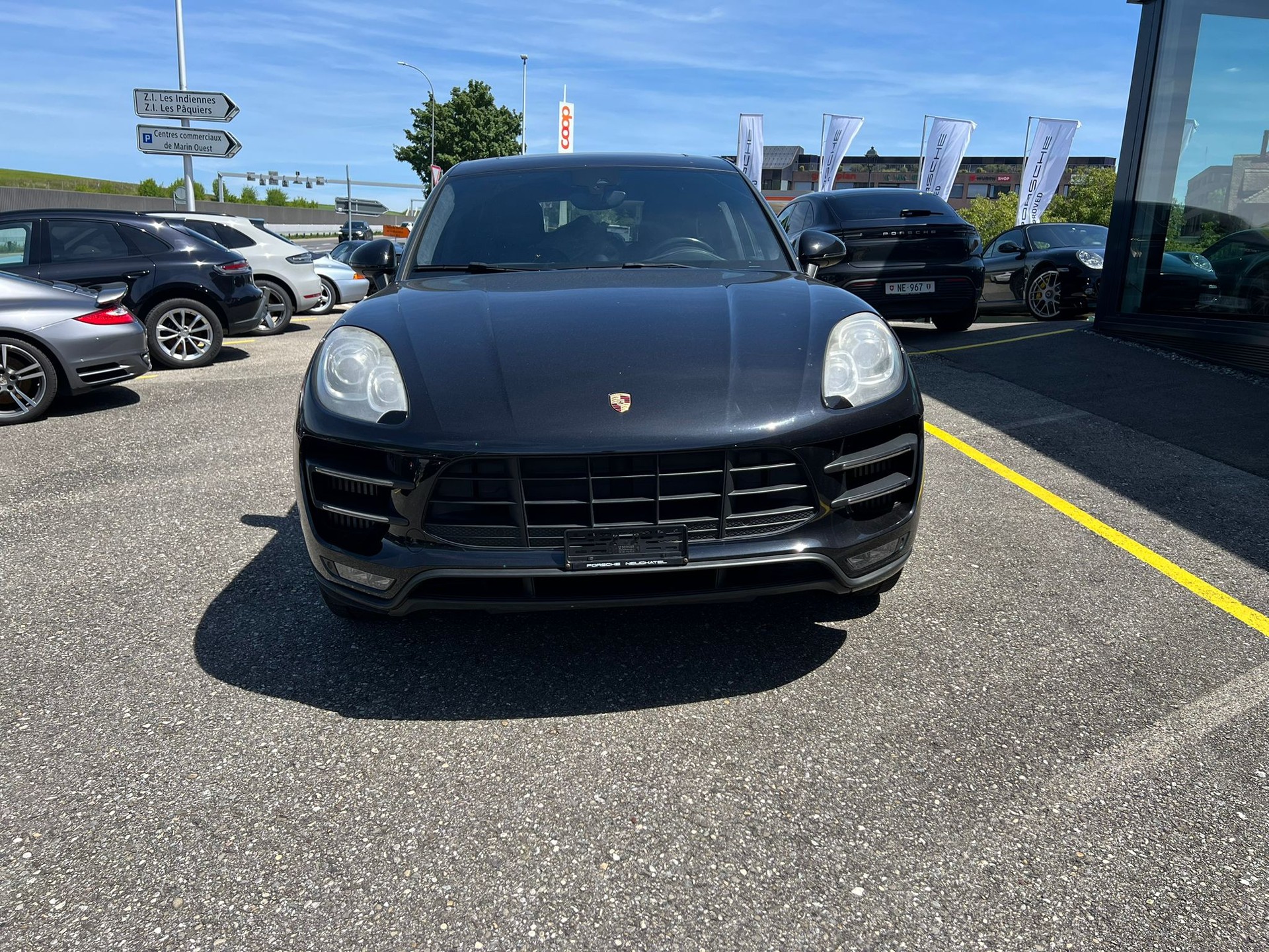 PORSCHE Macan Turbo PDK-image-4