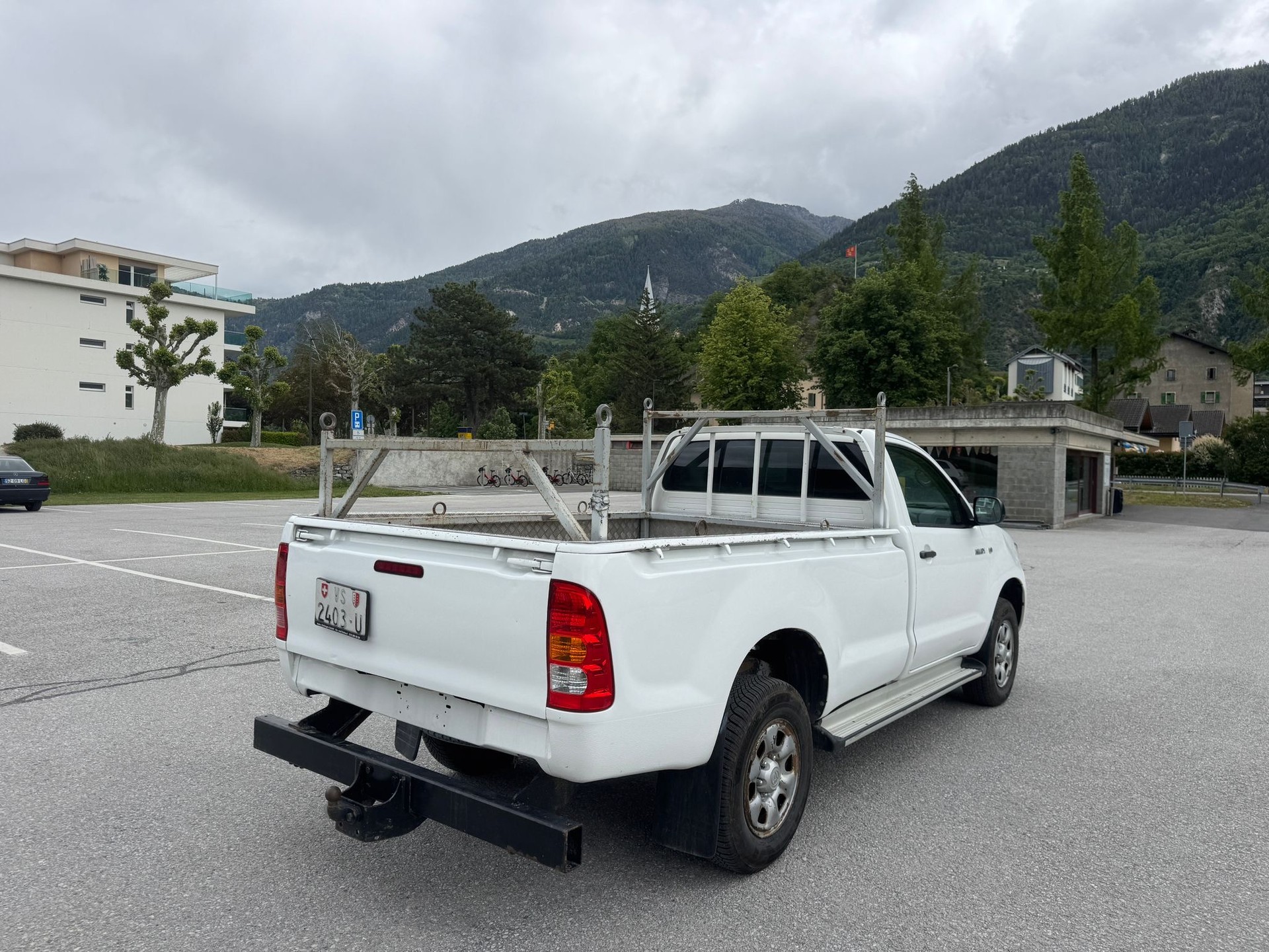 TOYOTA Hilux 4x4 SingleCab LineaLuna-image-6