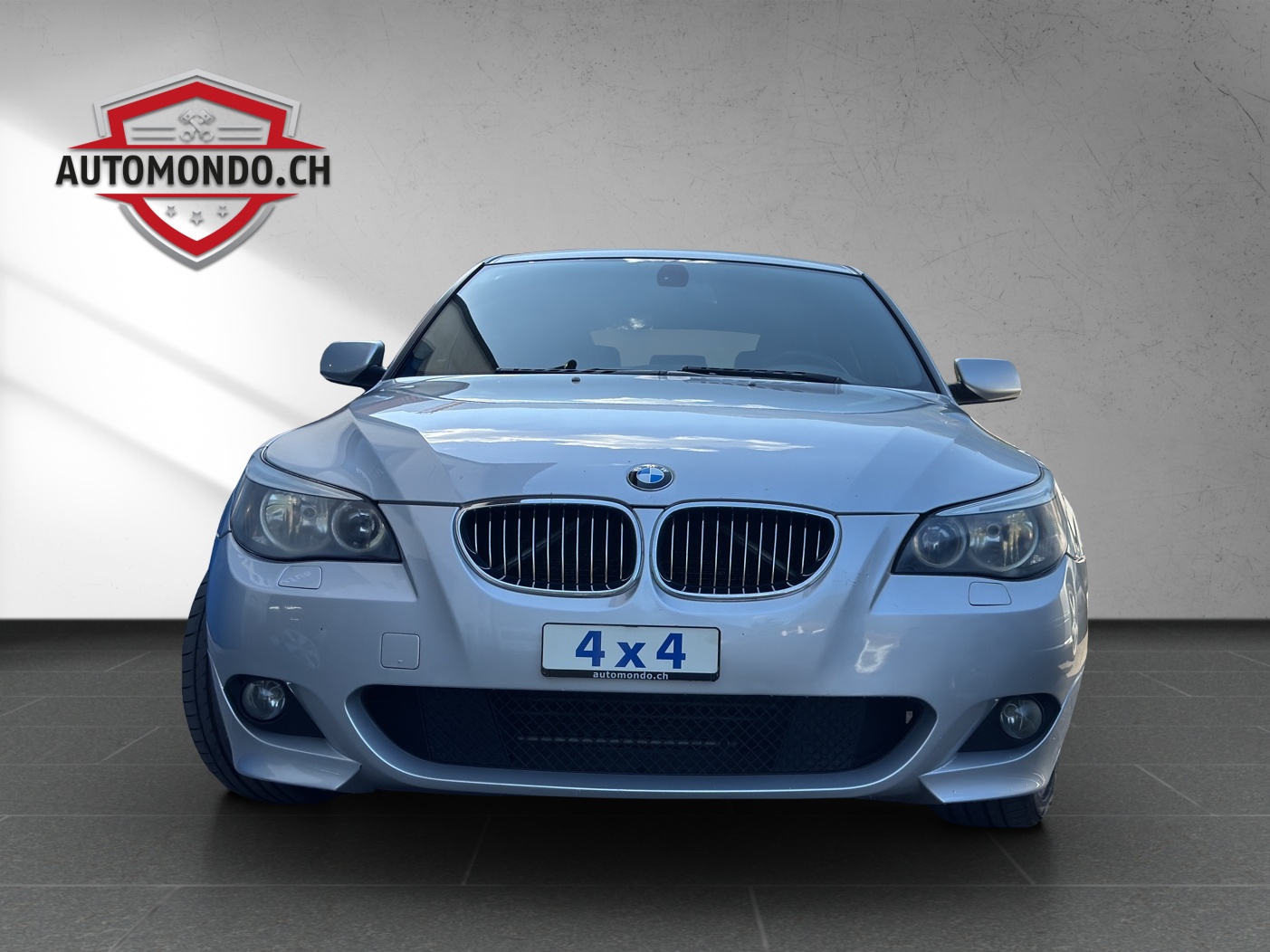 BMW 530xi Touring-image-2