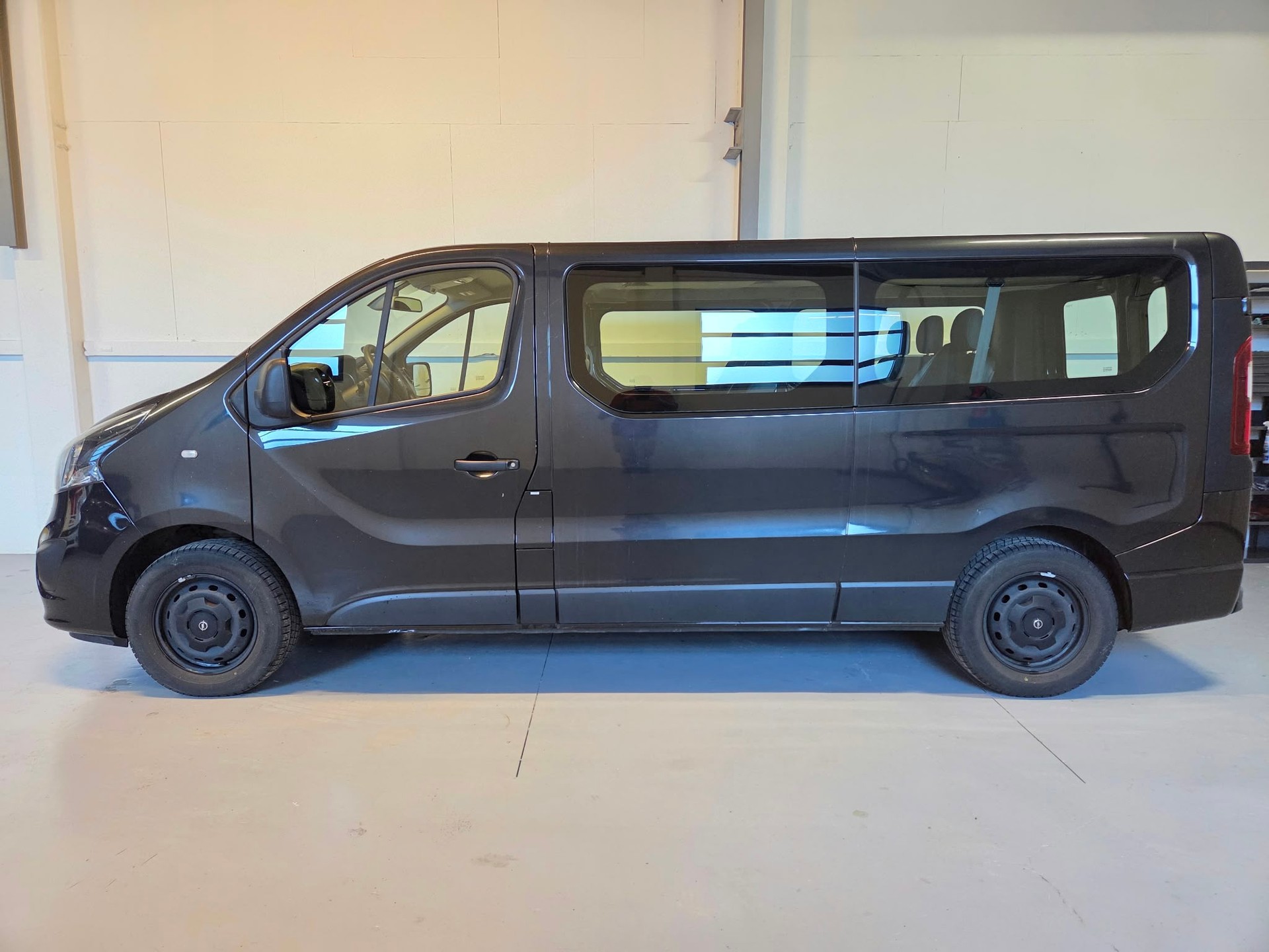 OPEL Vivaro 1.6 CDTI 2.9t L2H1 *9places* *Stock Valais*-image-0
