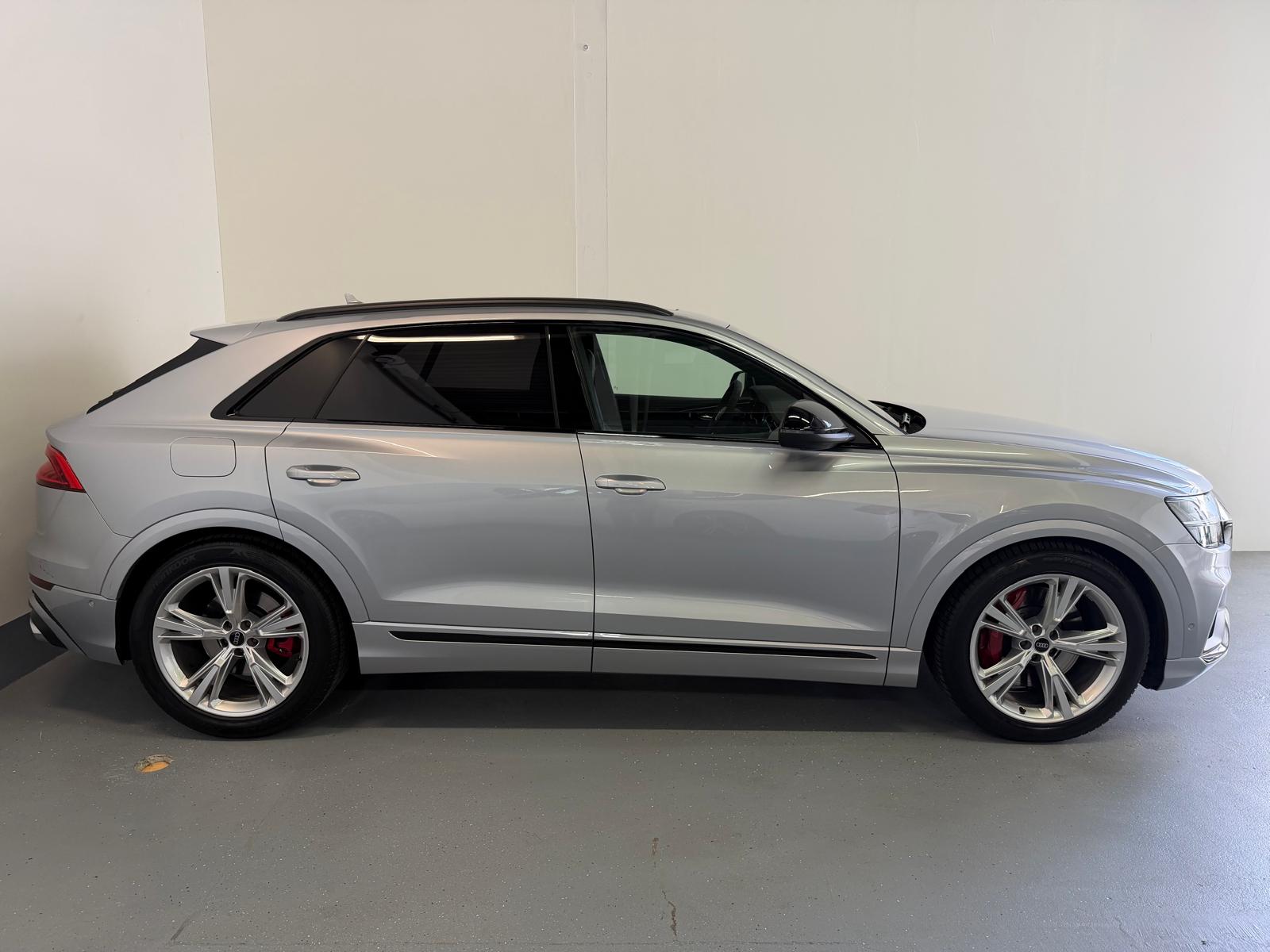 AUDI SQ8 TFSI quattro tiptronic-image-6