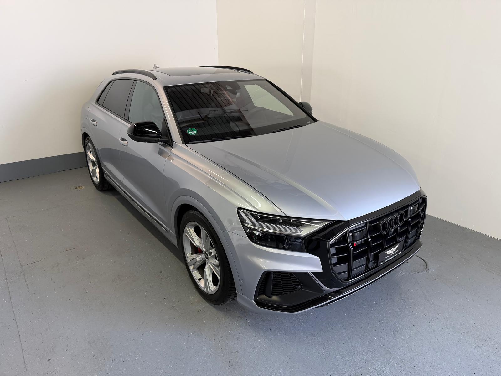 AUDI SQ8 TFSI quattro tiptronic