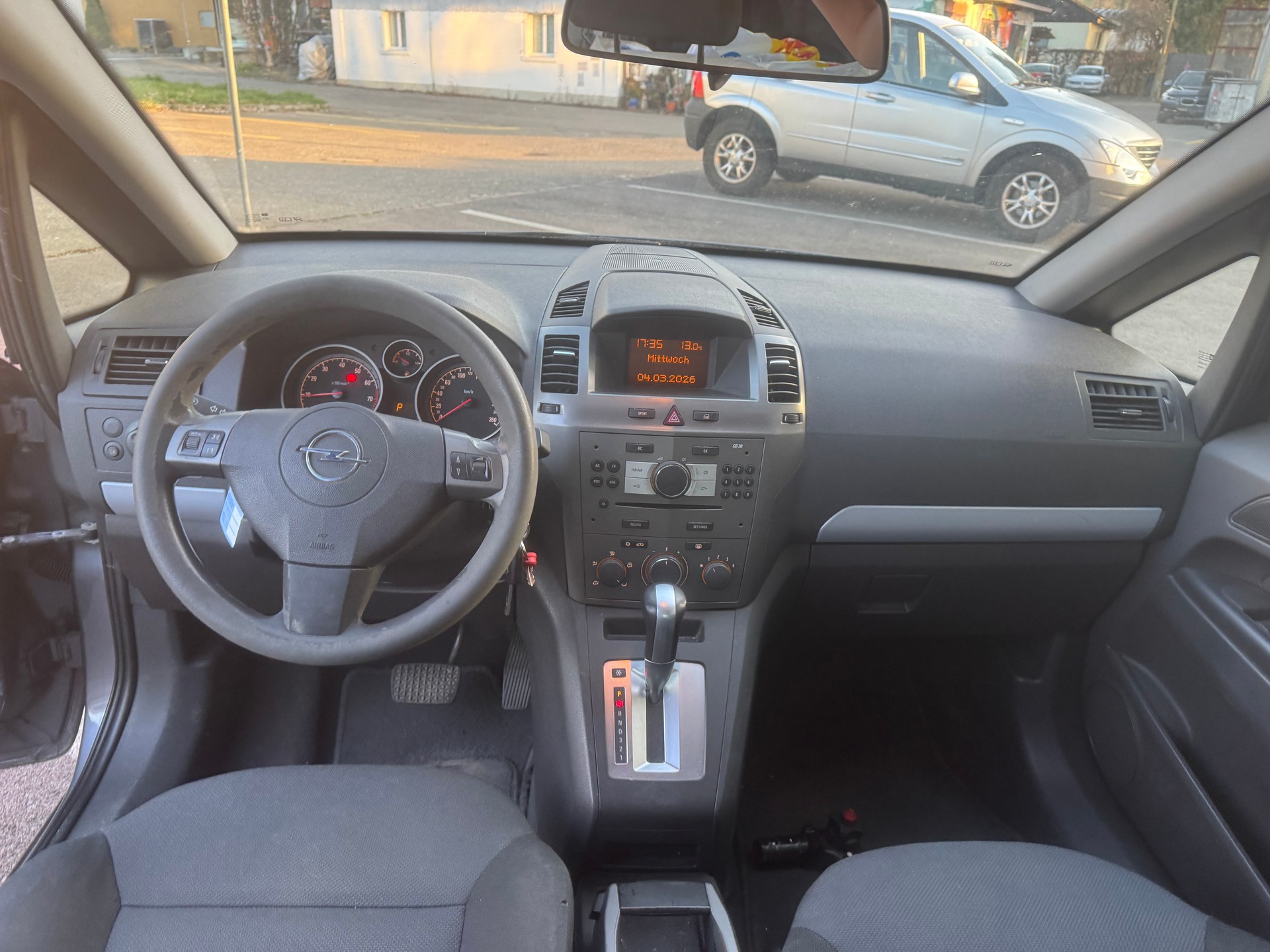OPEL Zafira 2.2i 16V Enjoy-image-9