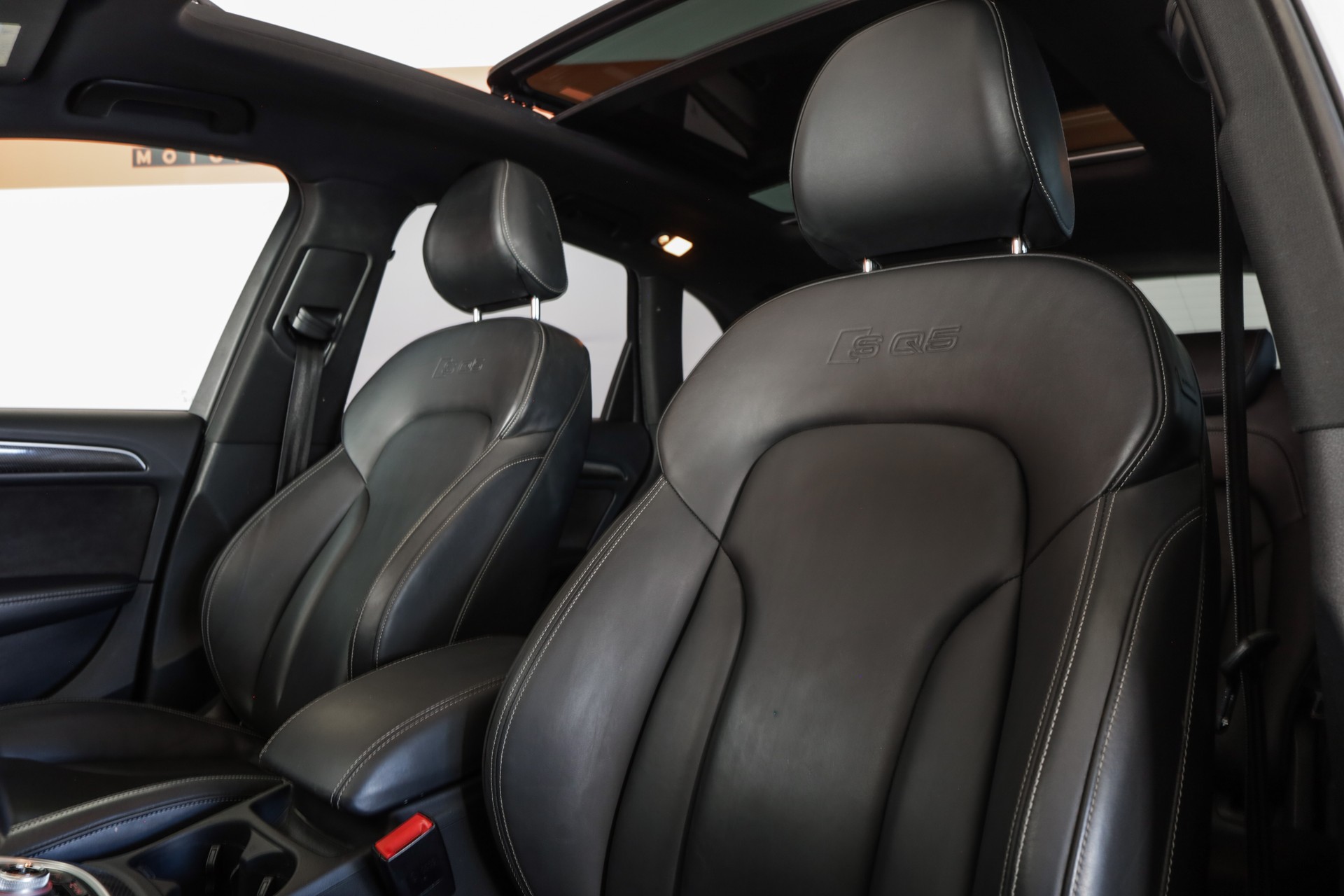AUDI SQ5 3.0 TDI quattro tiptronic-image-16