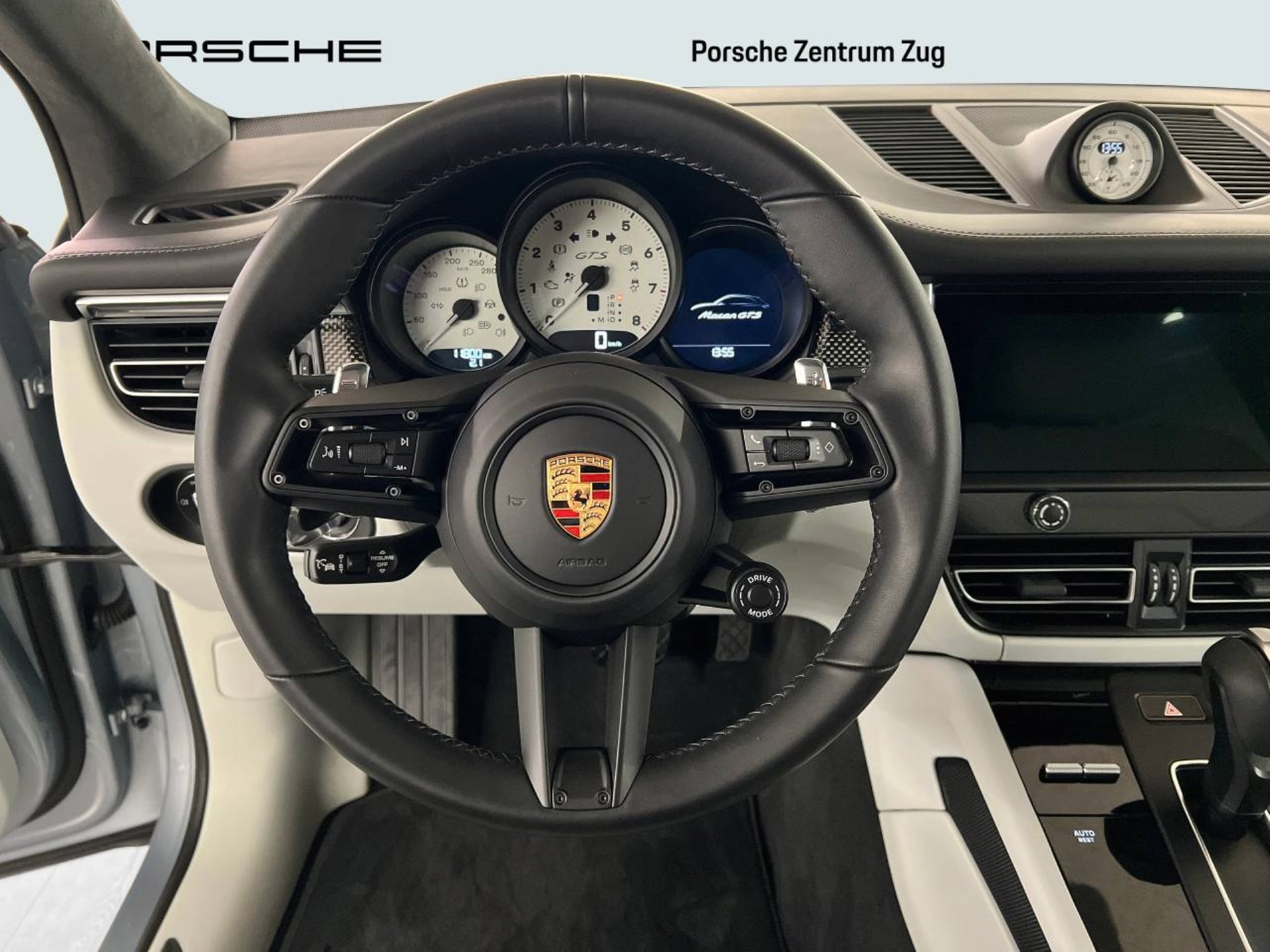 PORSCHE Macan GTS-image-15