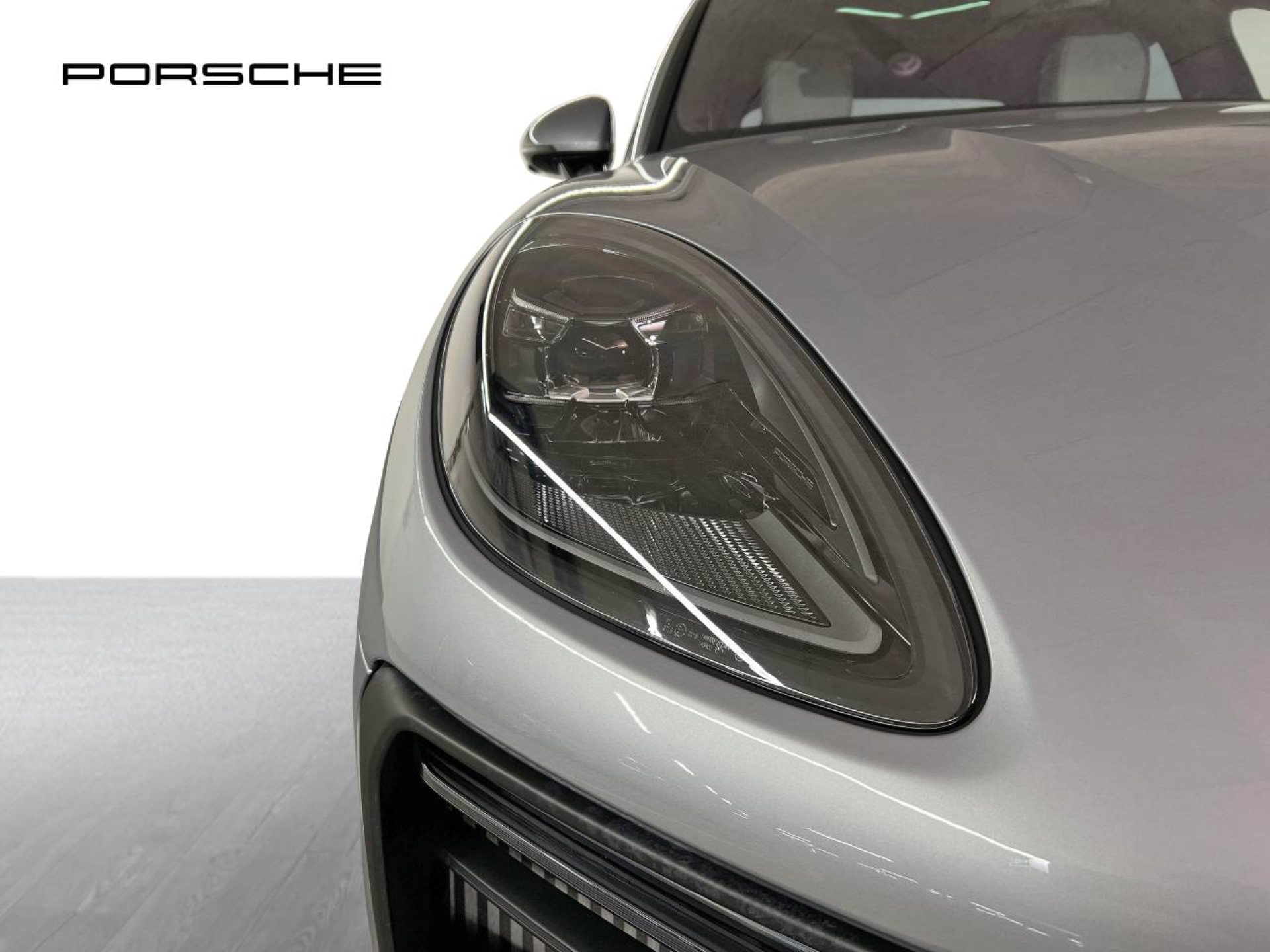 PORSCHE Macan GTS-image-11