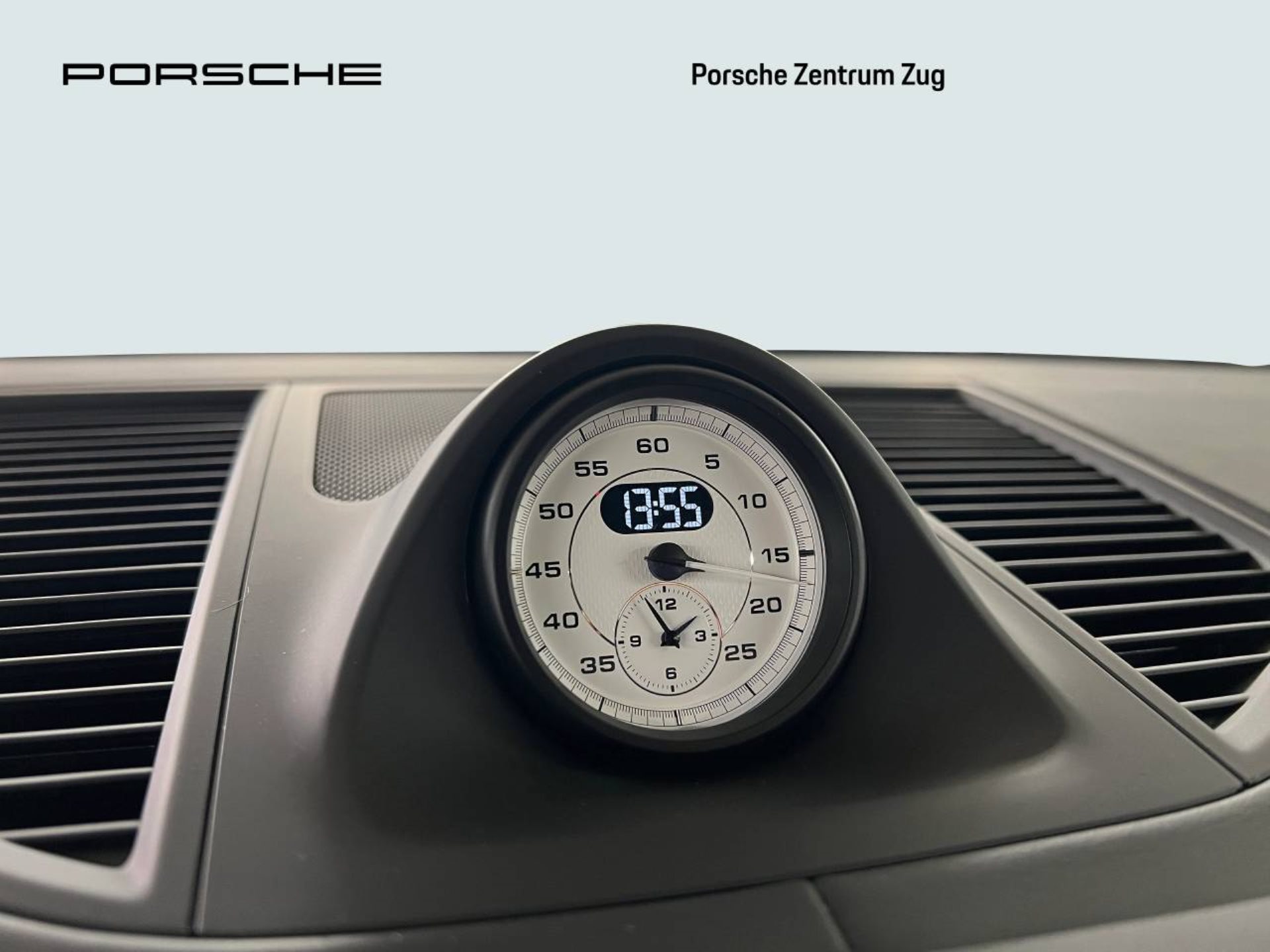PORSCHE Macan GTS-image-25