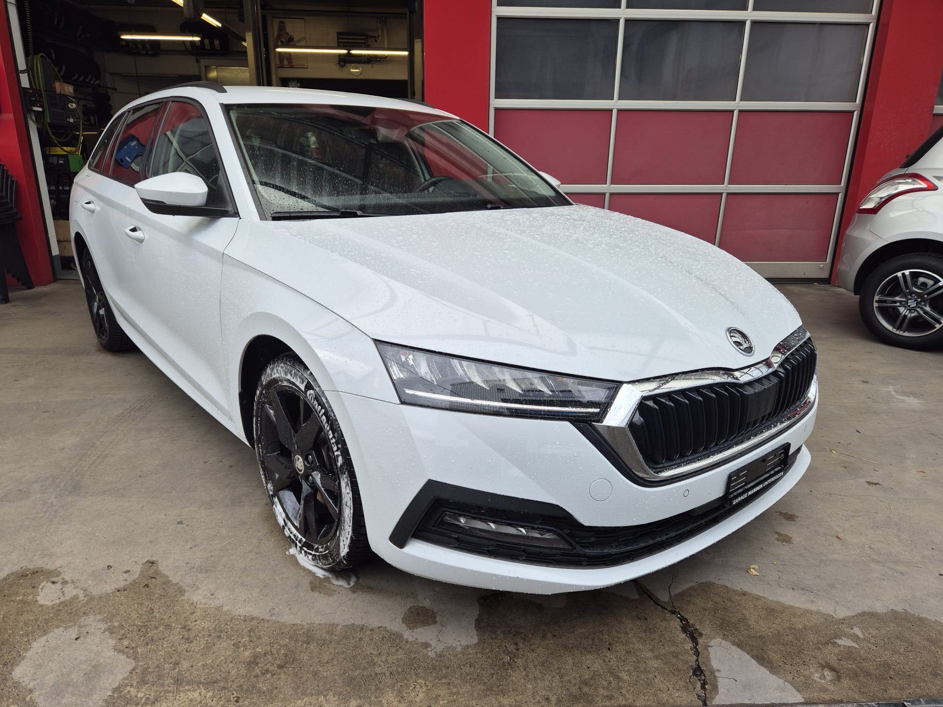 SKODA Octavia Combi 2.0 TDI DSG Ambition 4x4
