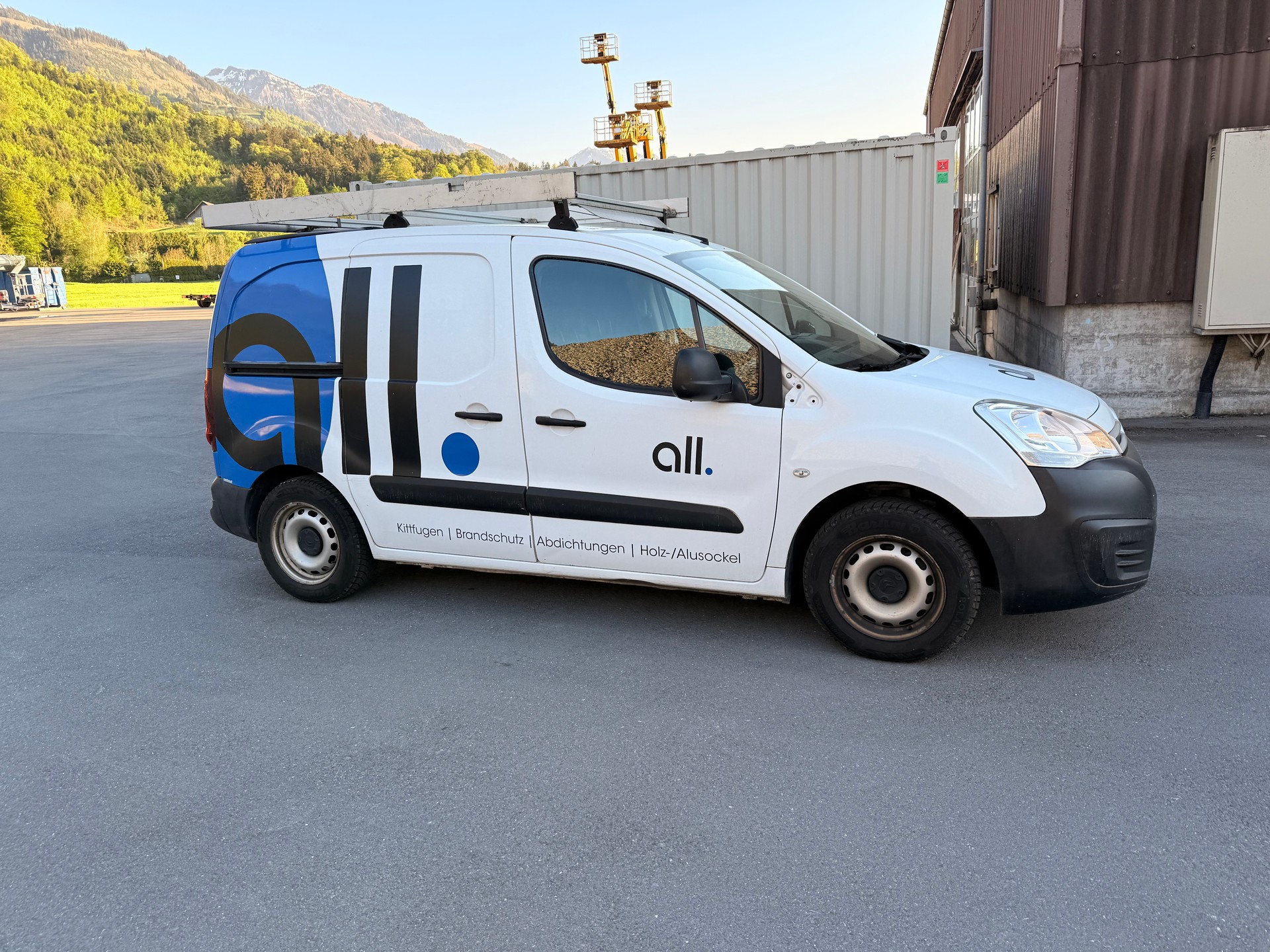 CITROEN Berlingo 1.6 VTi 98 Business-image-7