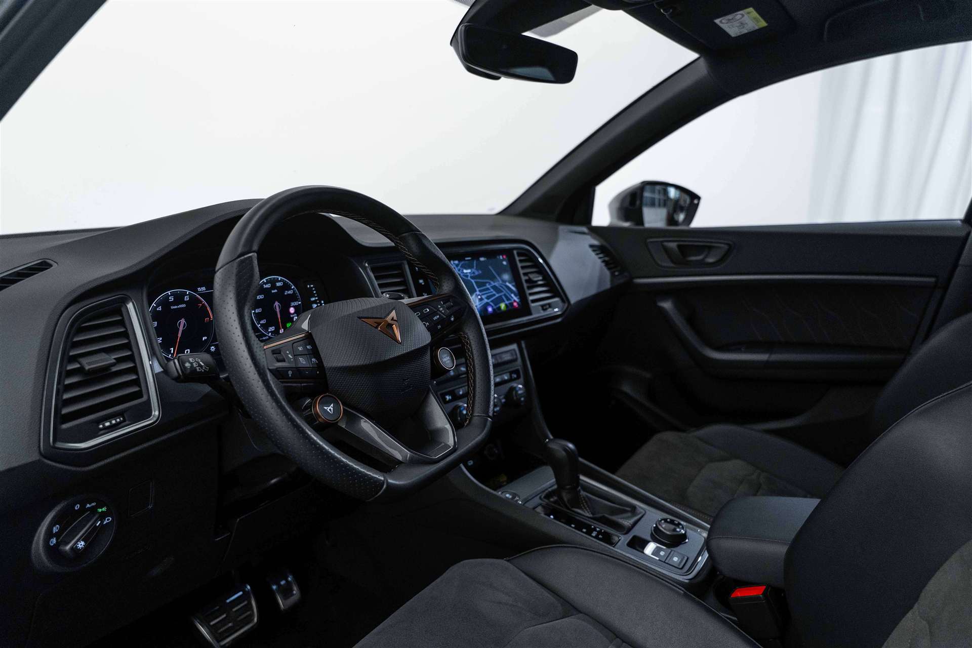 CUPRA Ateca 2.0TSI VZ 4Drive DSG 300PS-image-7