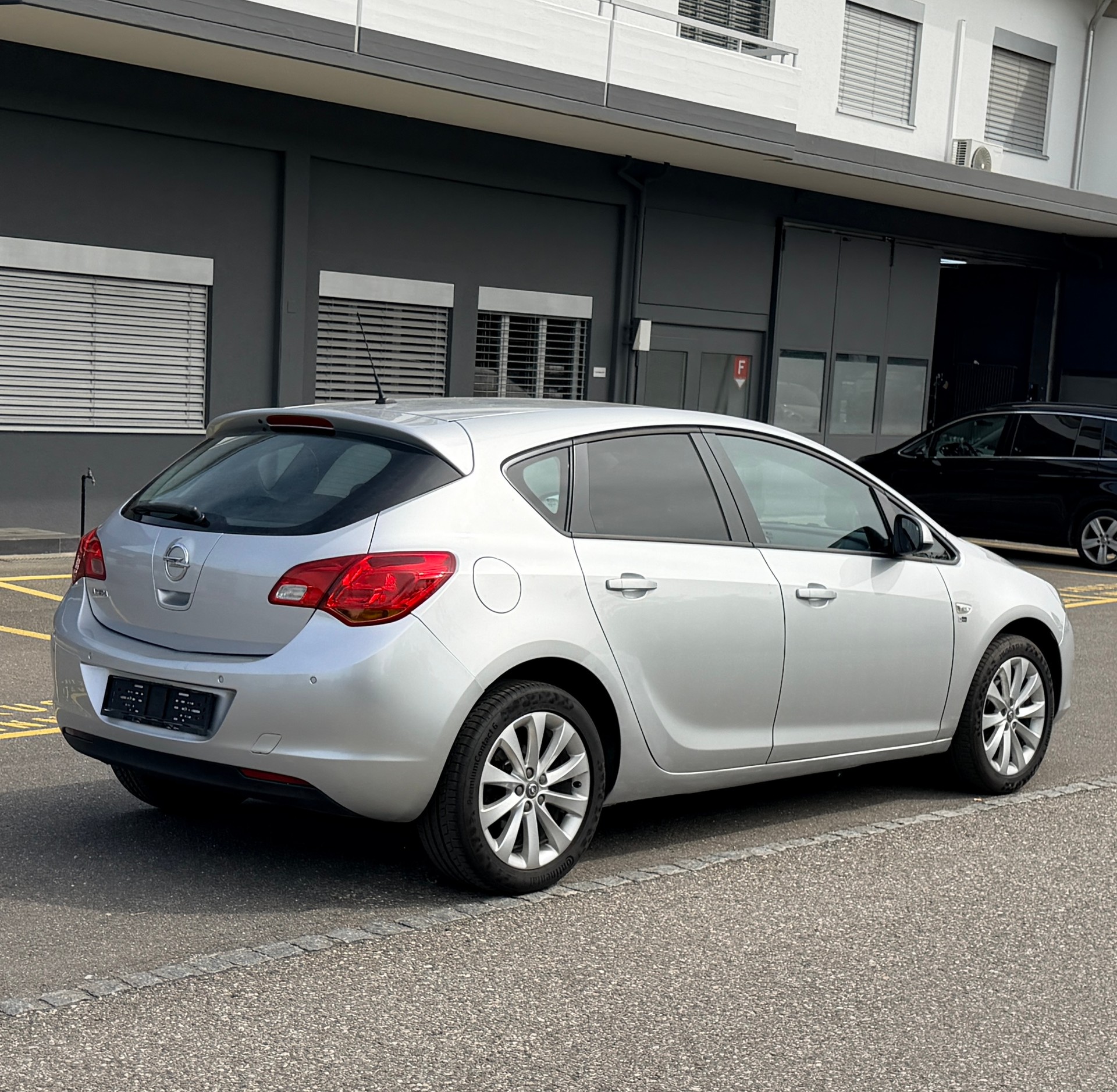OPEL 1.6 eTEC Anniversary-image-3