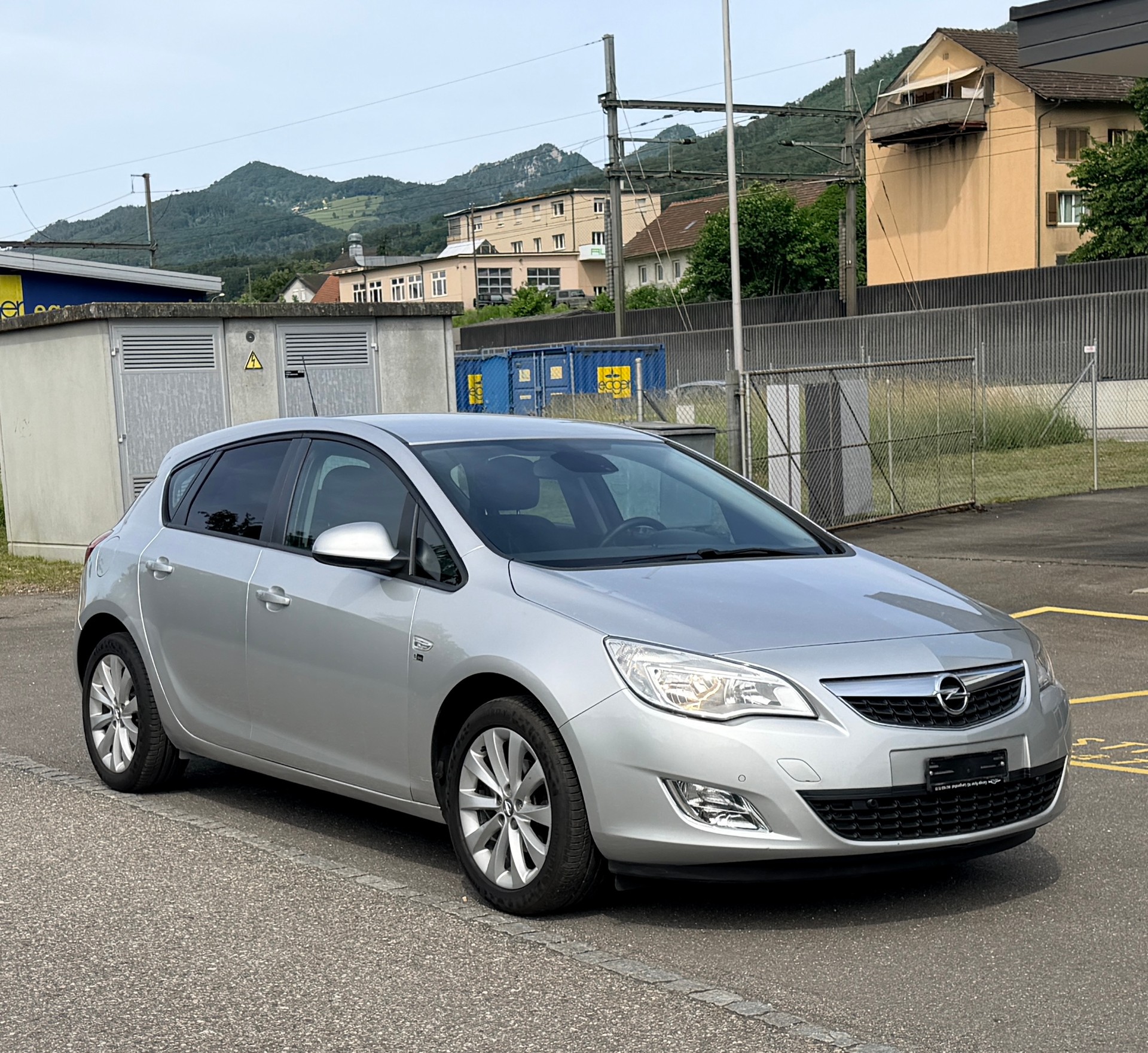 OPEL 1.6 eTEC Anniversary-image-0
