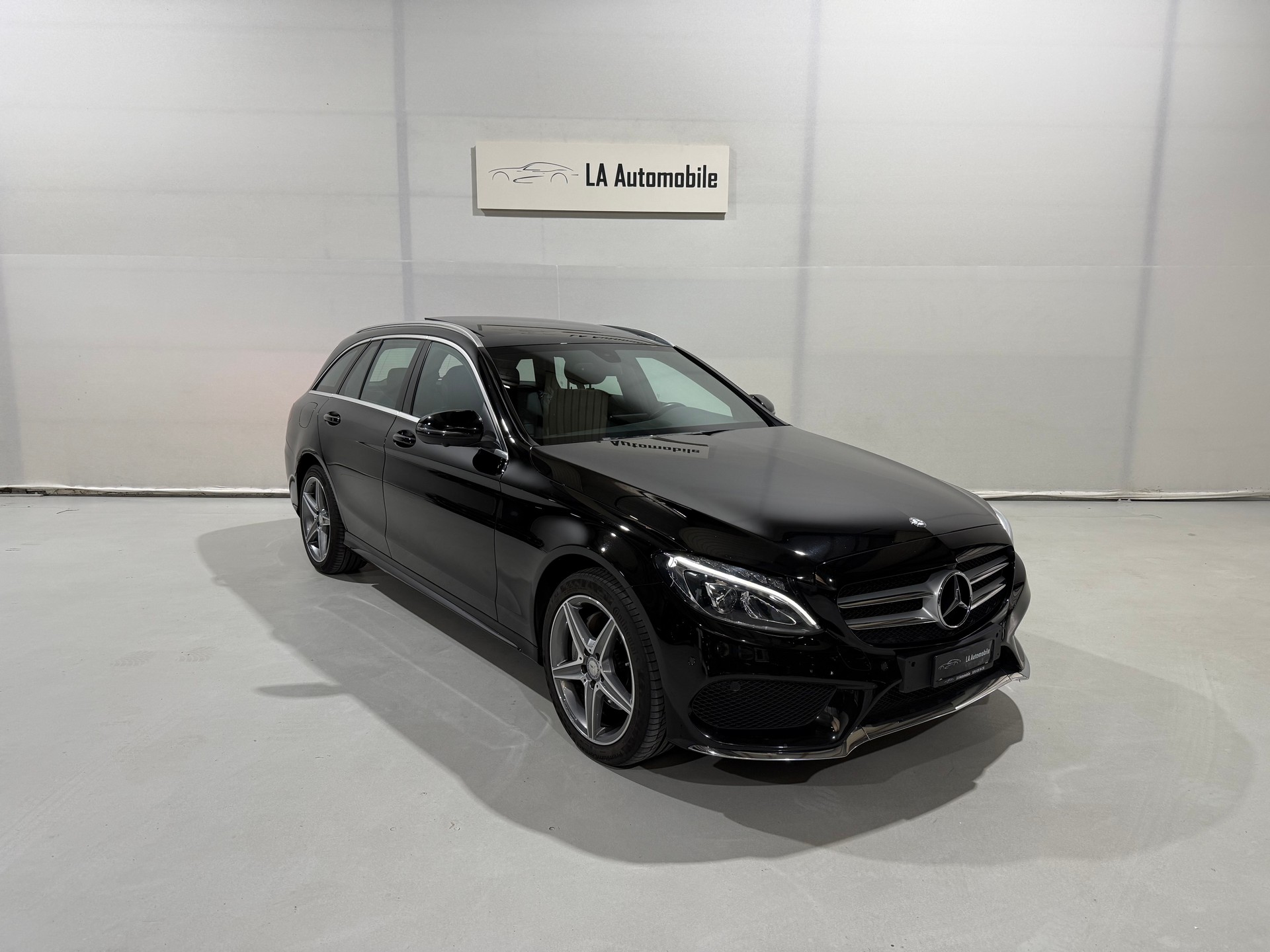 MERCEDES-BENZ C 200 AMG Line 4Matic 7G-Tronic-image-4