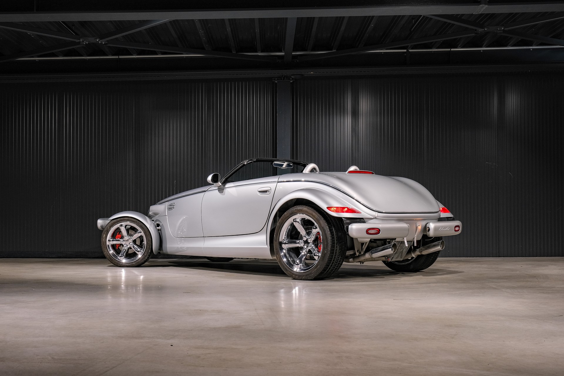 CHRYSLER PROWLER-showroom-element-1