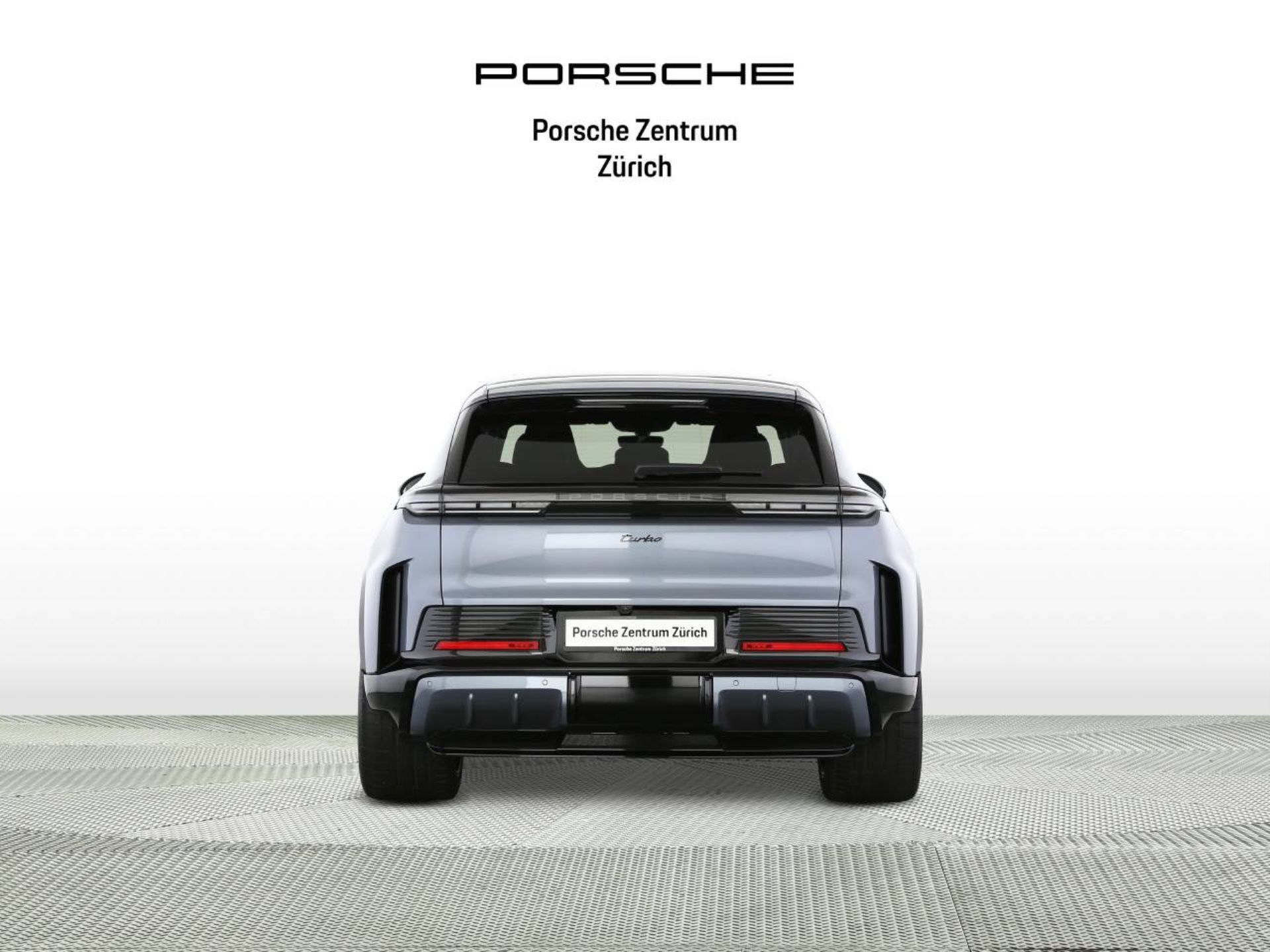 PORSCHE Cayenne Turbo Electric-image-6
