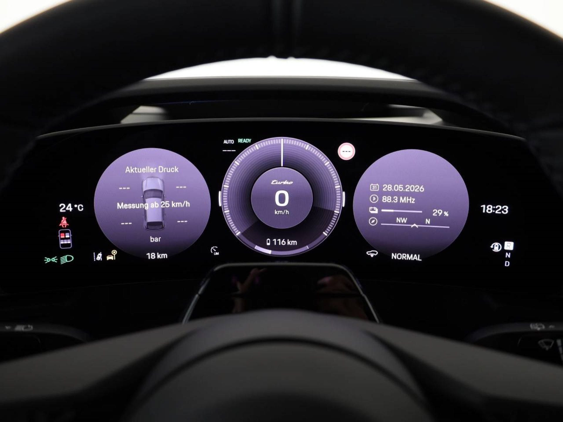 PORSCHE Cayenne Turbo Electric-image-10
