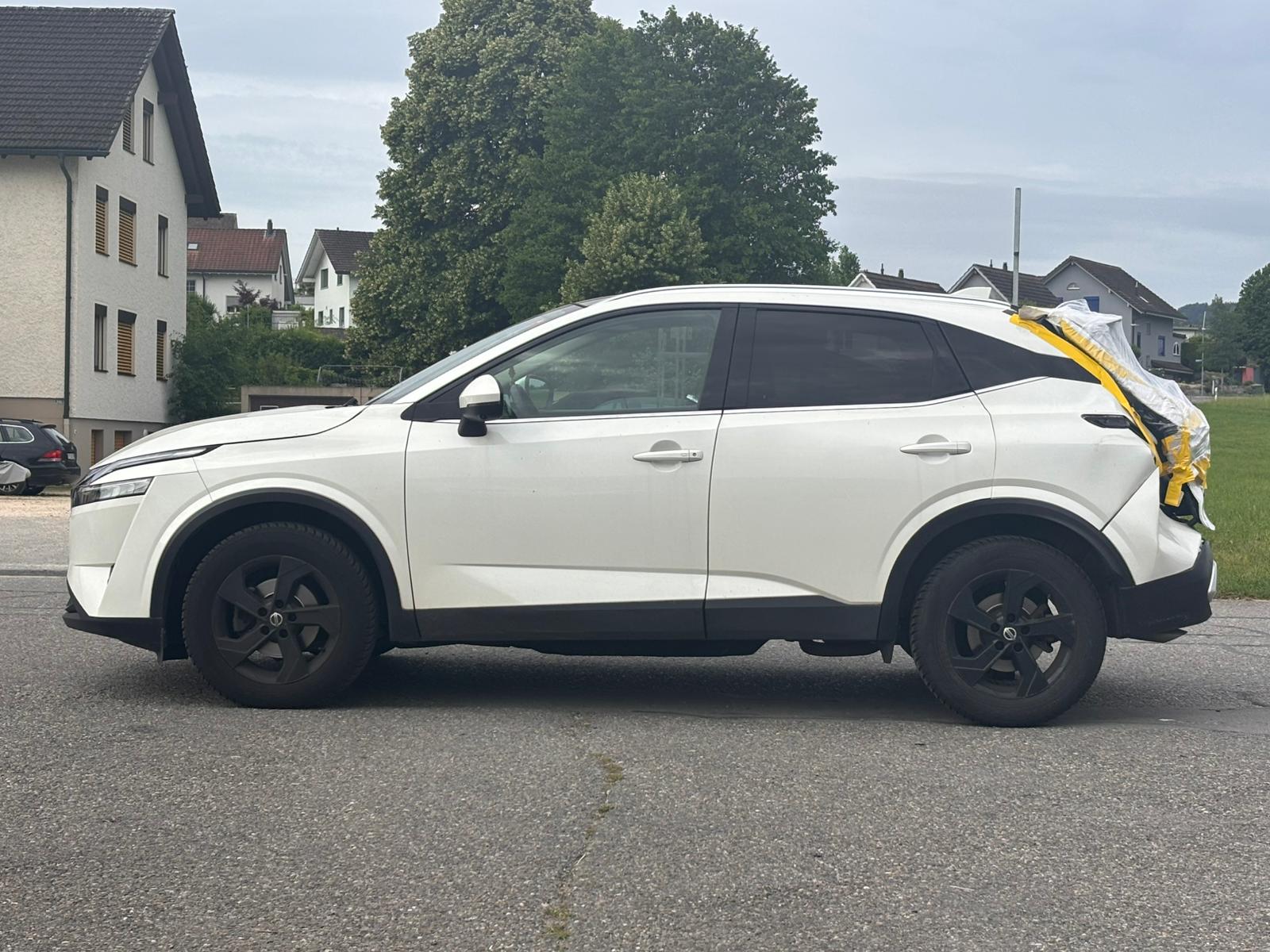 NISSAN Qashqai 1.3 DIG-T MHEV Premiere Edition Xtronic-image-7