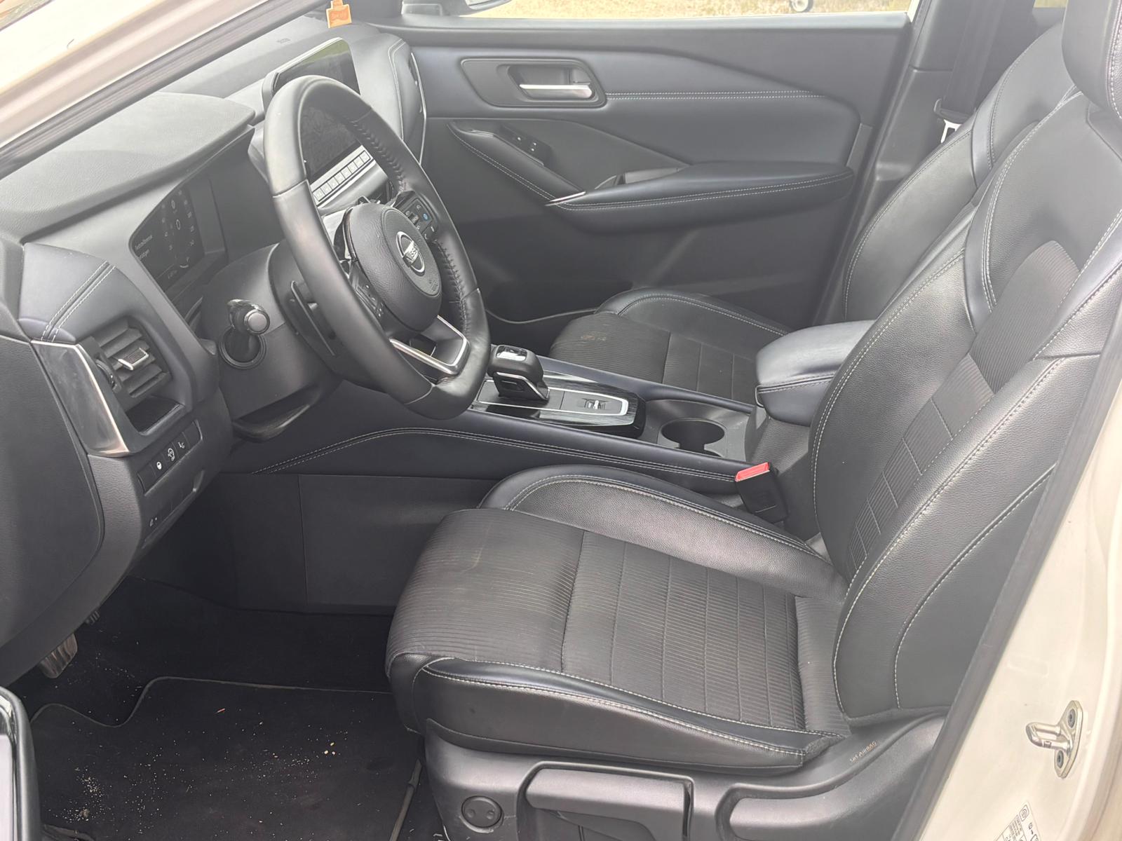 NISSAN Qashqai 1.3 DIG-T MHEV Premiere Edition Xtronic-image-11