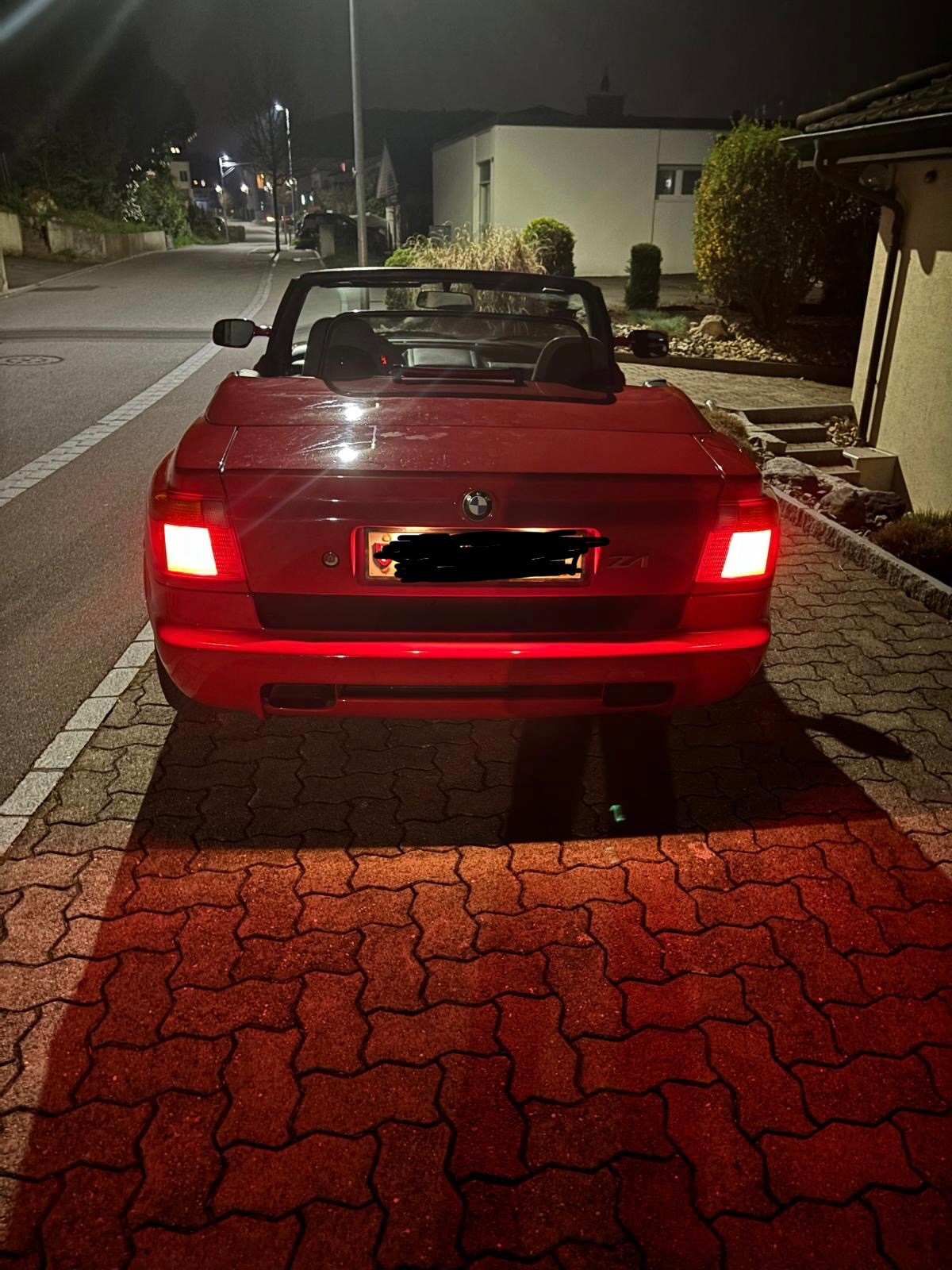 BMW E30 Z-image-3