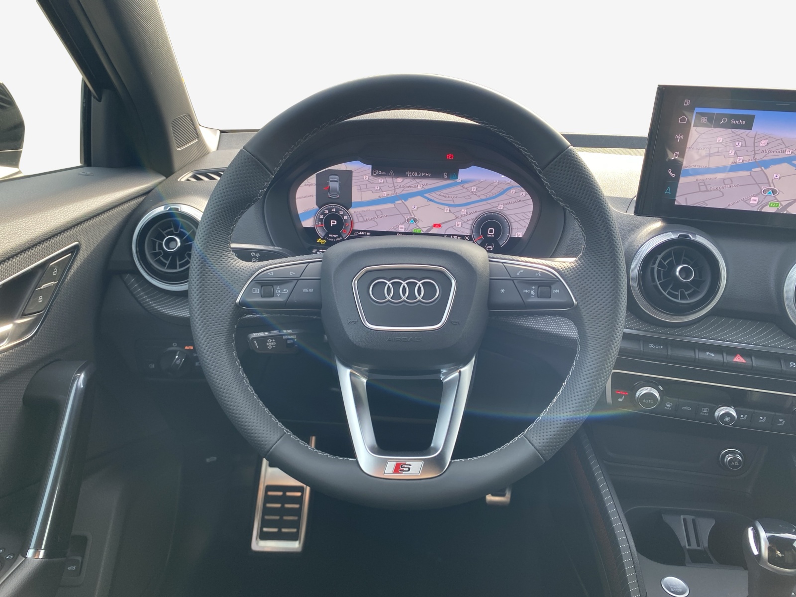 AUDI Q2 35 TFSI advanced S-tronic-image-9