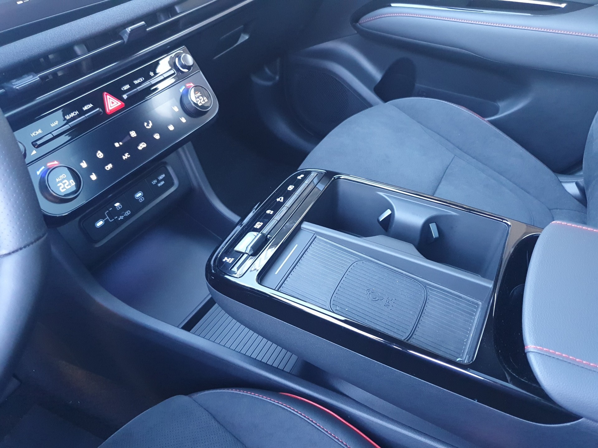 HYUNDAI Tucson 1.6 HEV N-Line Sunroof 4WD-image-10