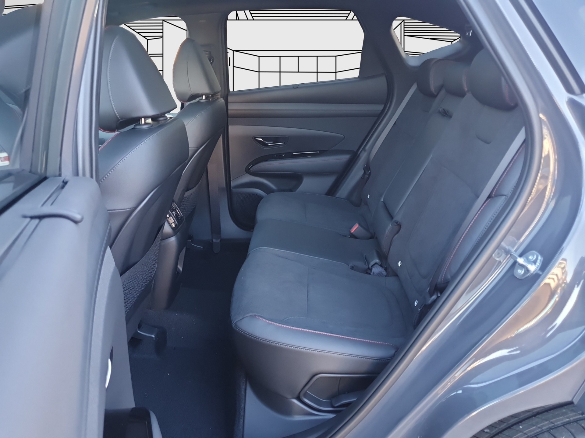 HYUNDAI Tucson 1.6 HEV N-Line Sunroof 4WD-image-13