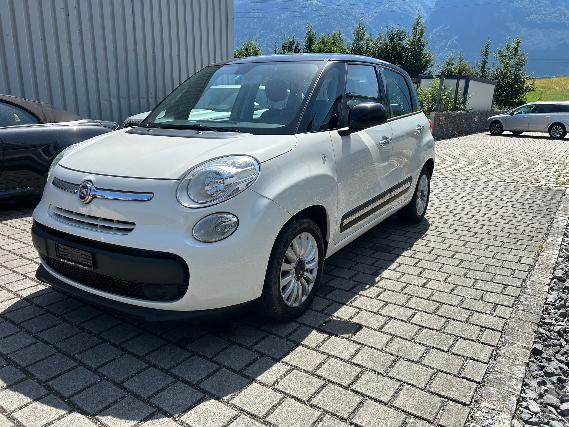 FIAT 500L 1.6 JTD Pop Star-image-2