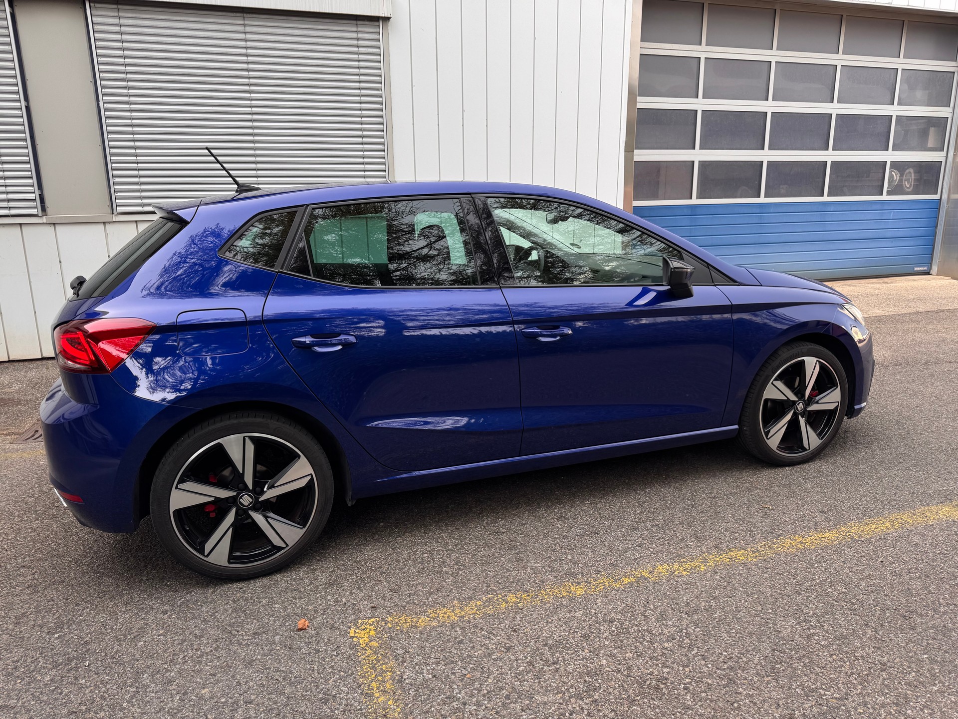 SEAT 1.5 TSI Swiss FR-image-2