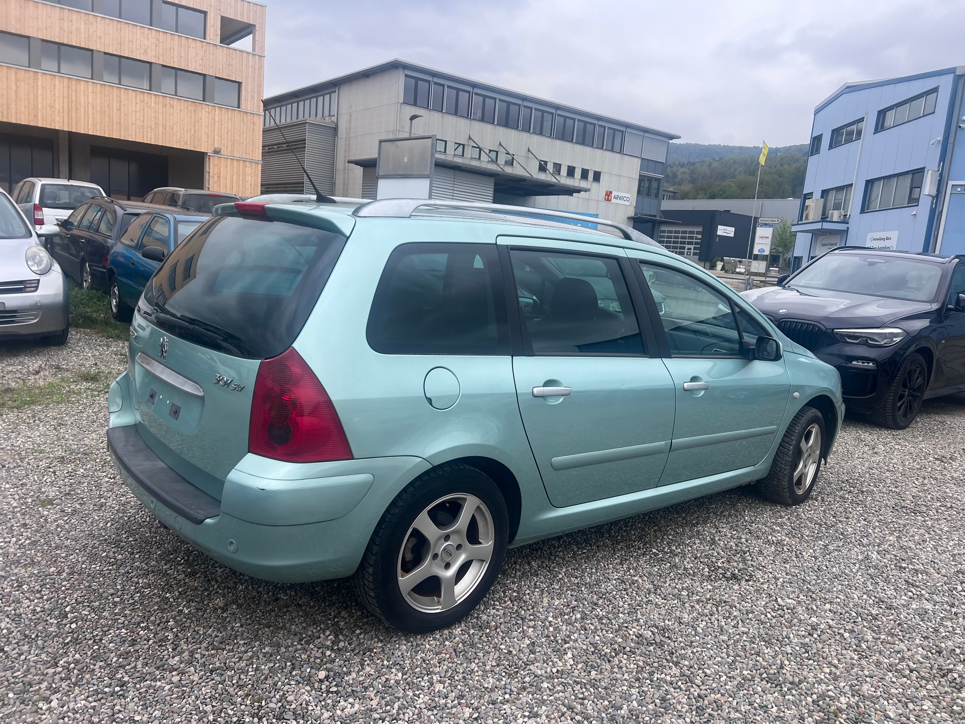 PEUGEOT 307 2.0 16V XS-image-4