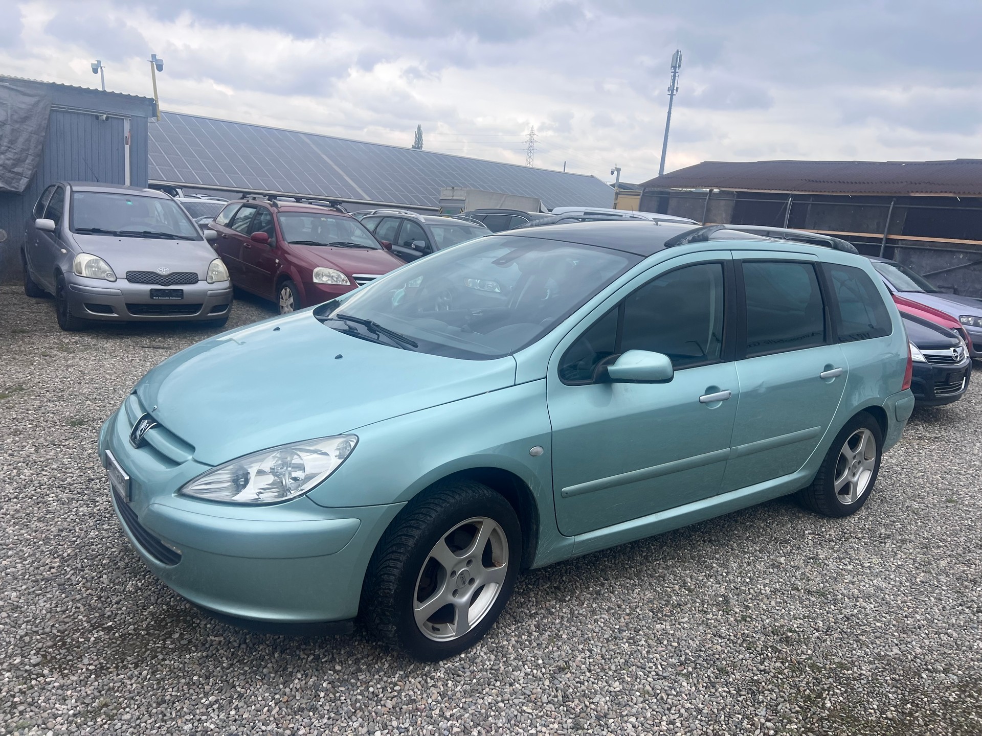 PEUGEOT 307 2.0 16V XS-image-2