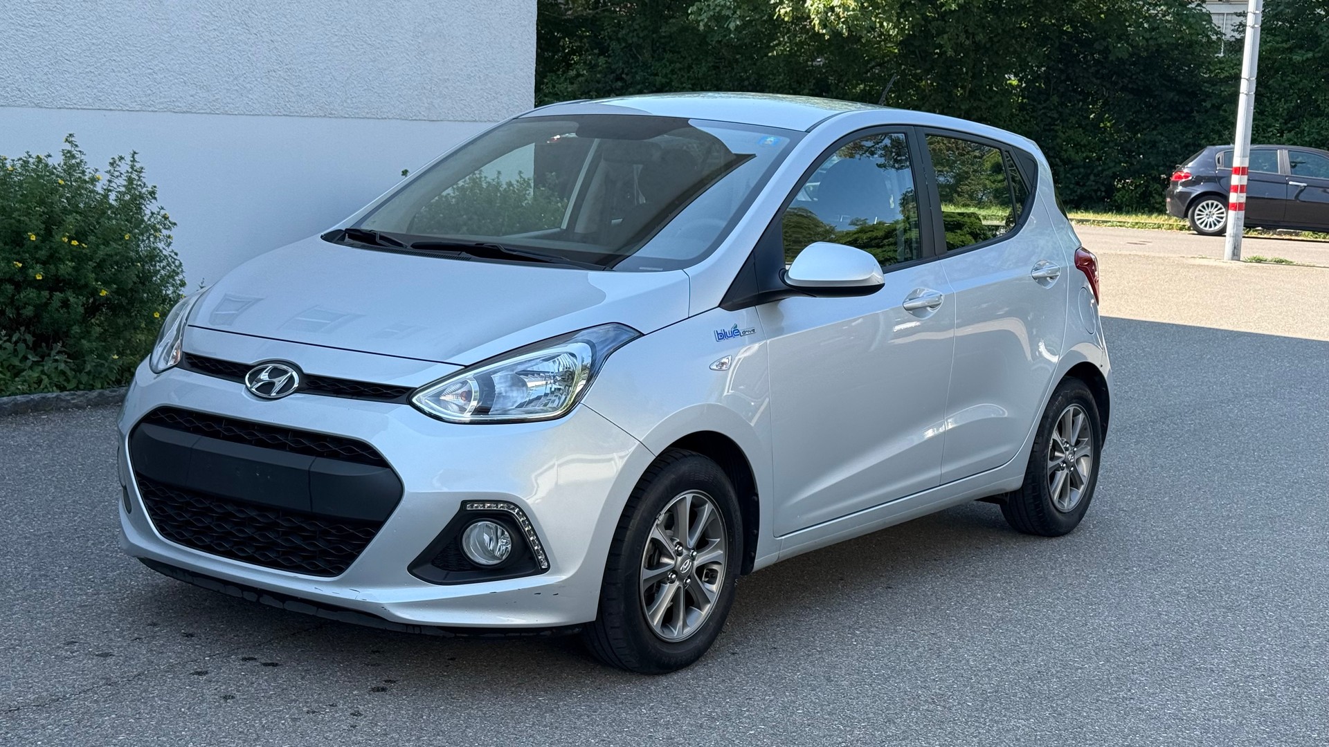 HYUNDAI i10 1.0 Style-image-2
