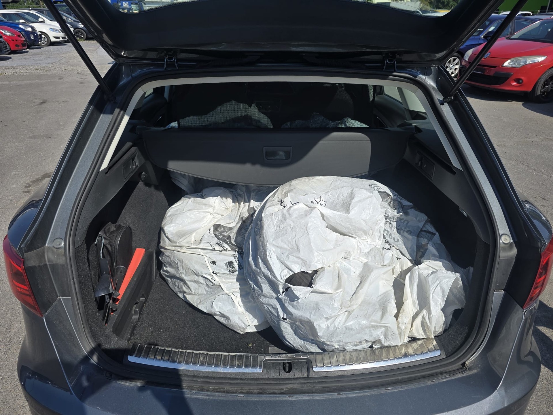 SEAT Leon ST 2.0 TDI CR Style 4Drive DSG-image-10
