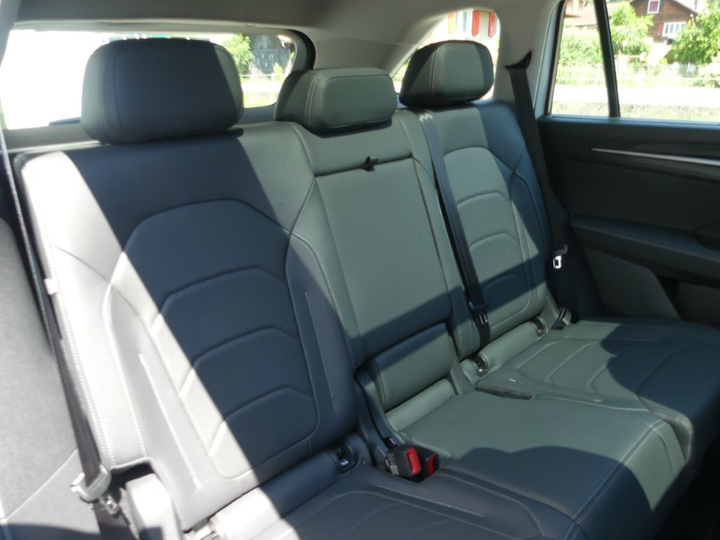 SKODA Kodiaq 2.0 TDI Selection 4x4-image-12