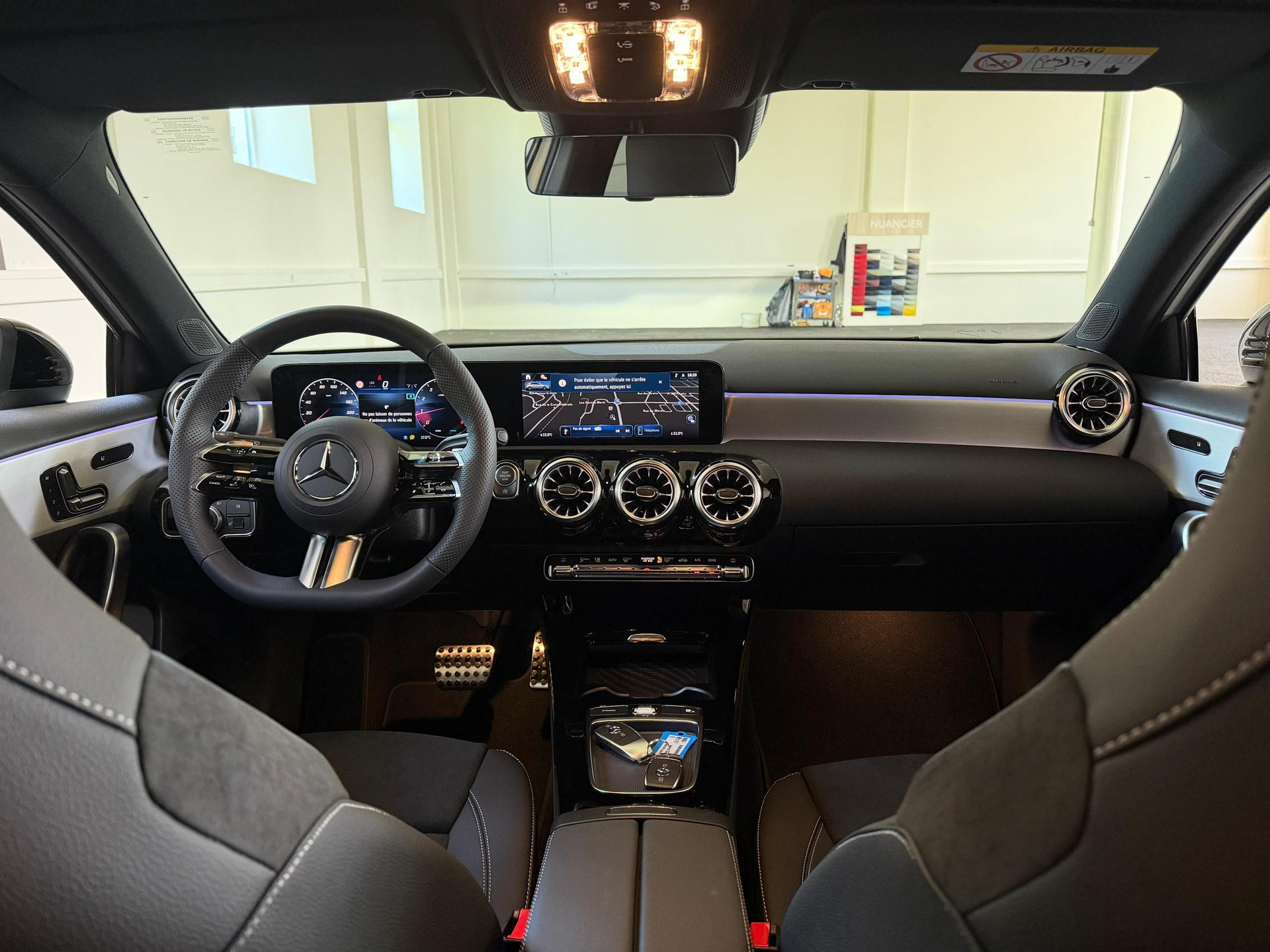 MERCEDES-BENZ A 220 4Matic 8G-DCT-image-14