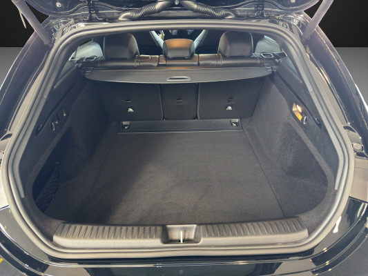 MERCEDES-BENZ CLA SB 220 4M 8G-DCT-image-12
