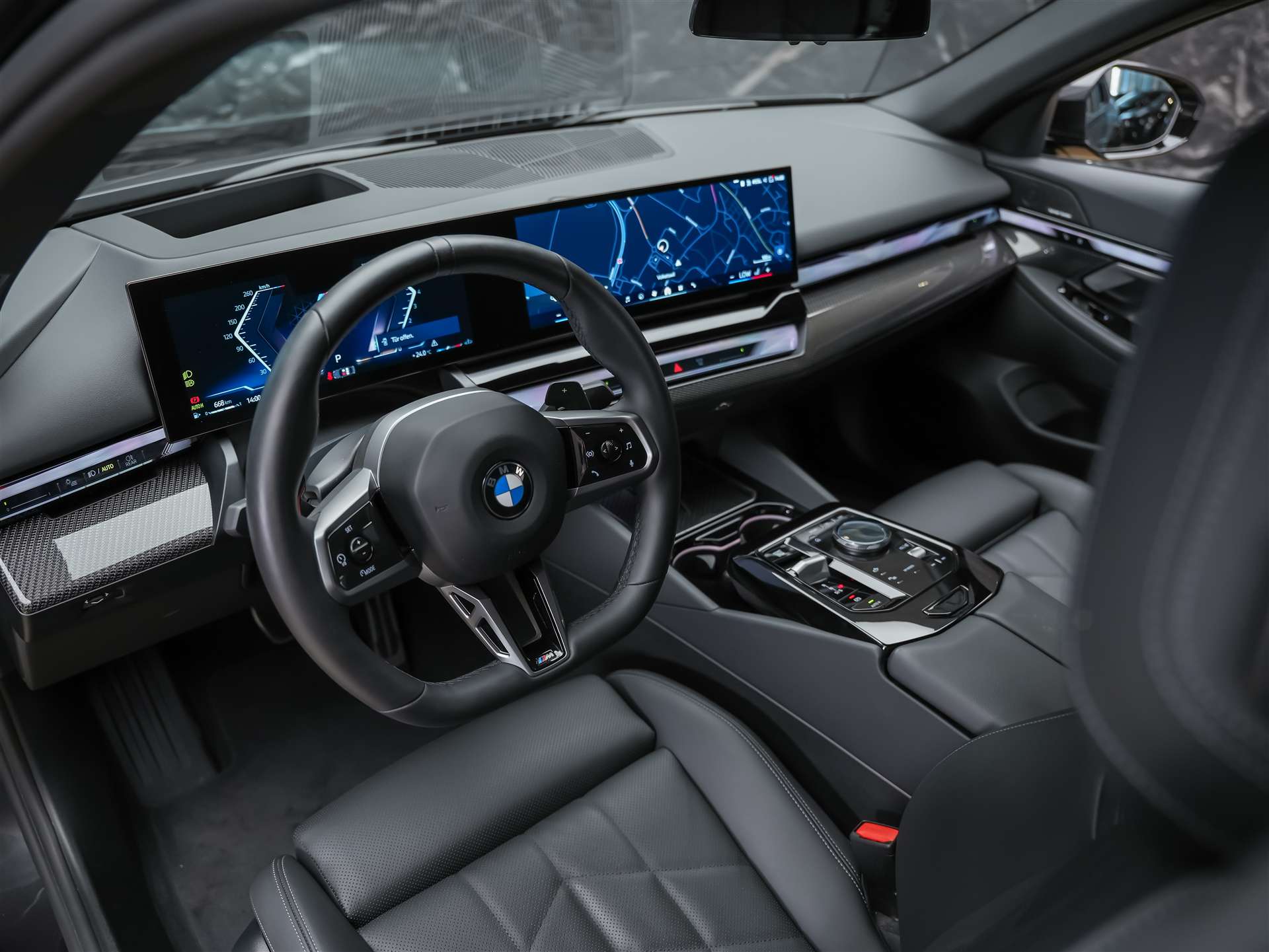 BMW 520i M Sport Steptronic *Werksgarantie*21" Felgen*Head Up*Sitzbelüftung*-image-8