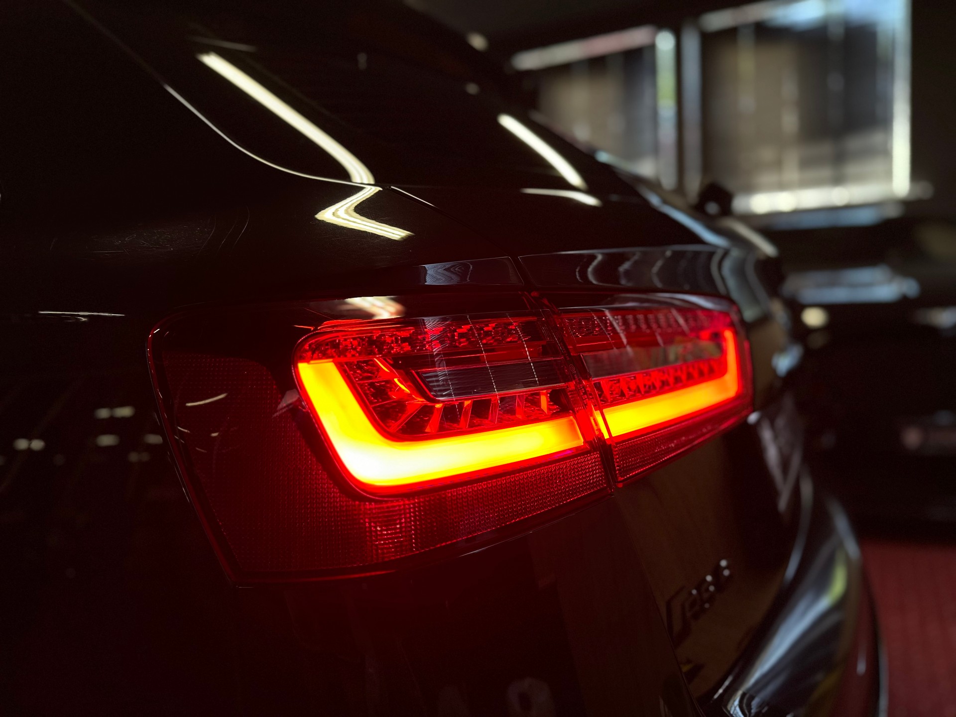 AUDI RS6 Avant 4.0 TFSI V8 quattro Tiptronic-image-16