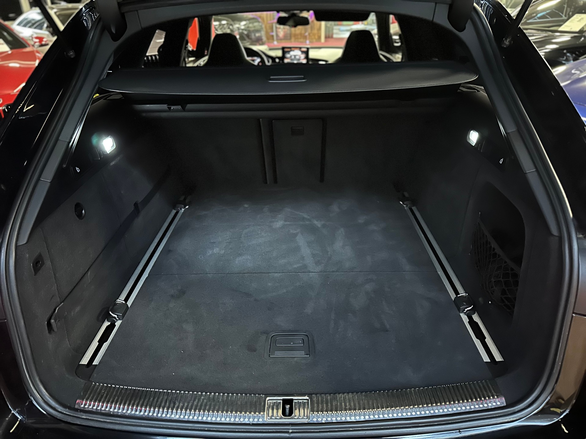 AUDI RS6 Avant 4.0 TFSI V8 quattro Tiptronic-image-26
