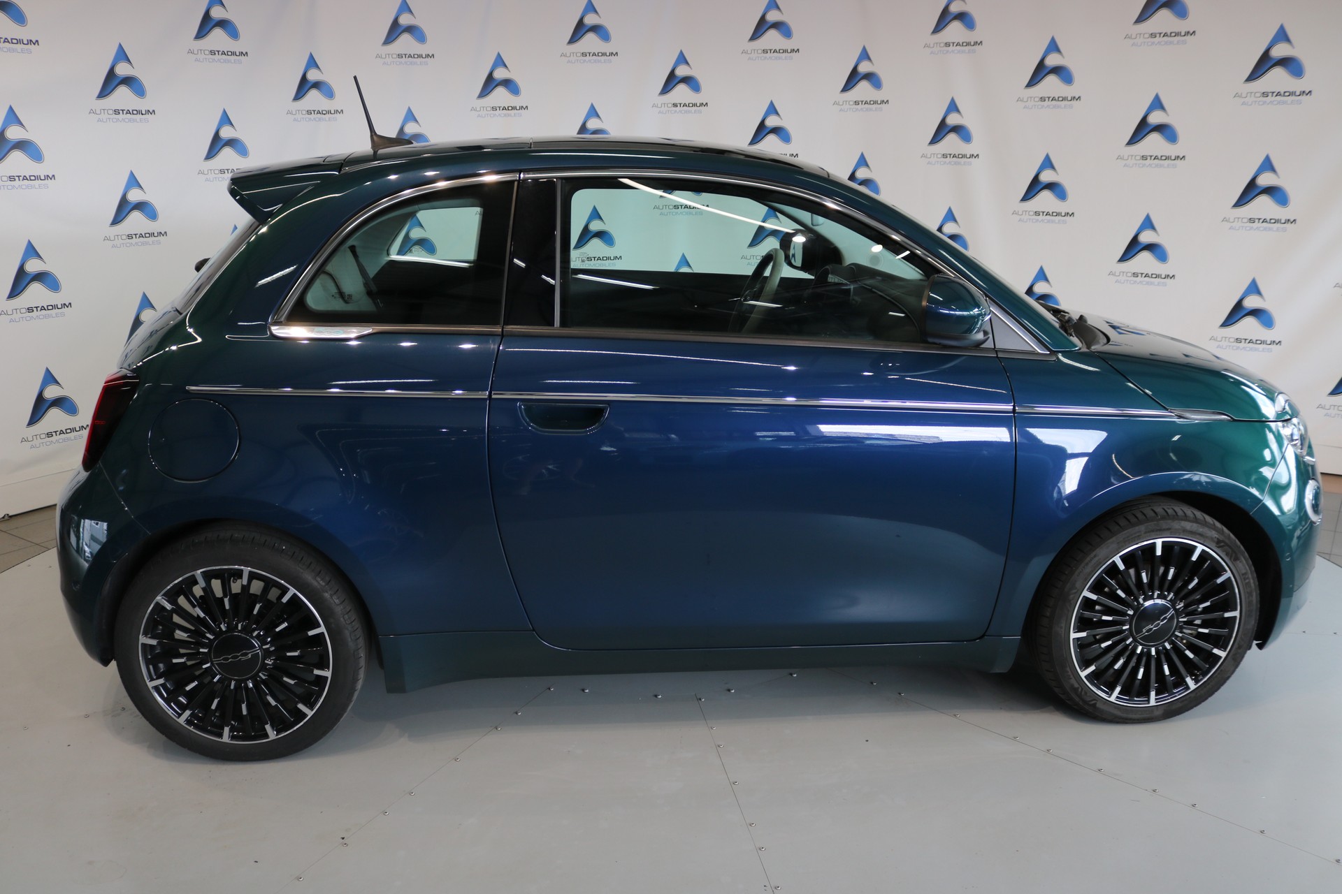 FIAT 500 electric 87 kW La Prima-image-23