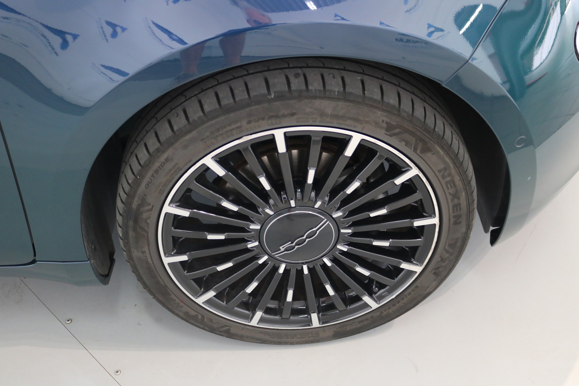 FIAT 500 electric 87 kW La Prima-image-30