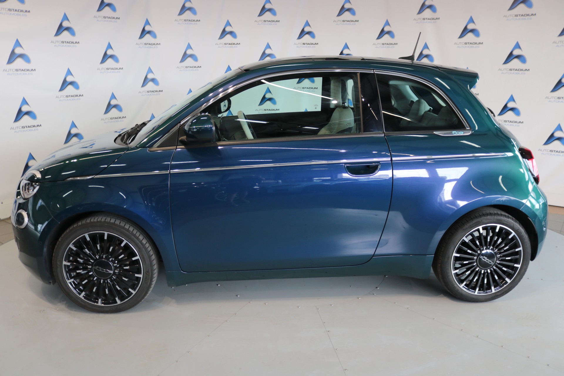 FIAT 500 electric 87 kW La Prima-image-15