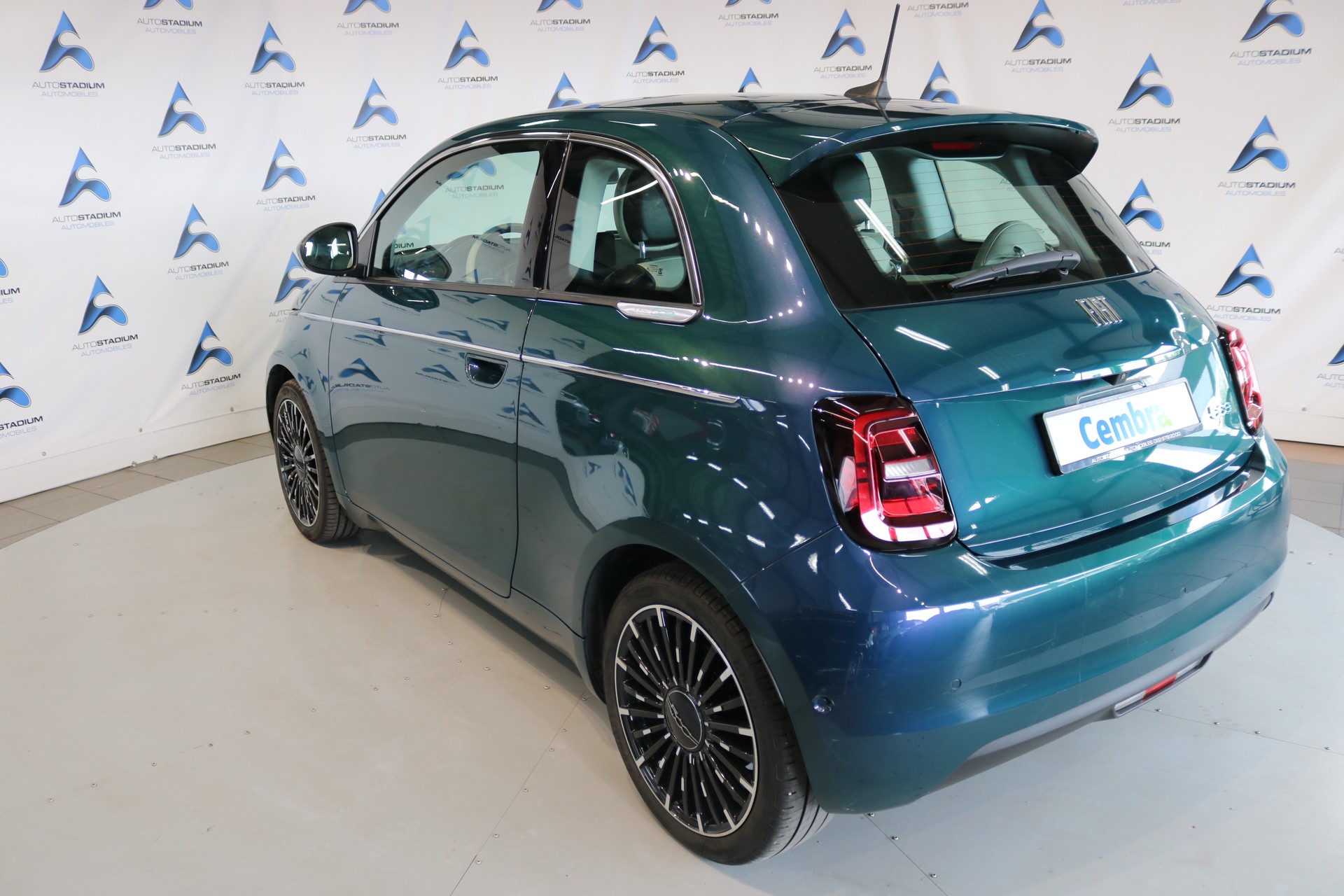 FIAT 500 electric 87 kW La Prima-image-18