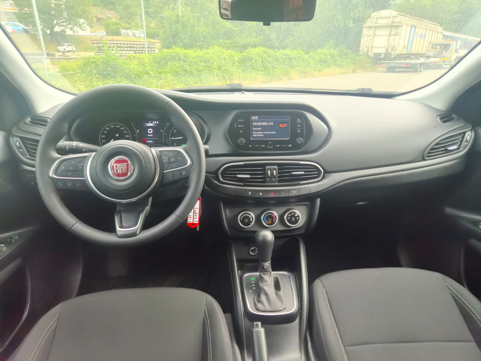 FIAT Tipo Hybrid 1.5 Swiss Edition Cross-image-6