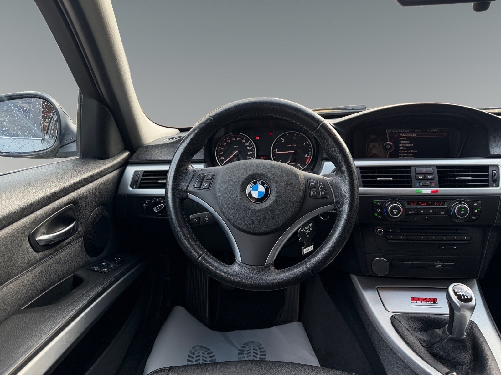 BMW 320d Touring Dynamic Edition *FRISCH SERVICE*FRISCH MFK*-image-11