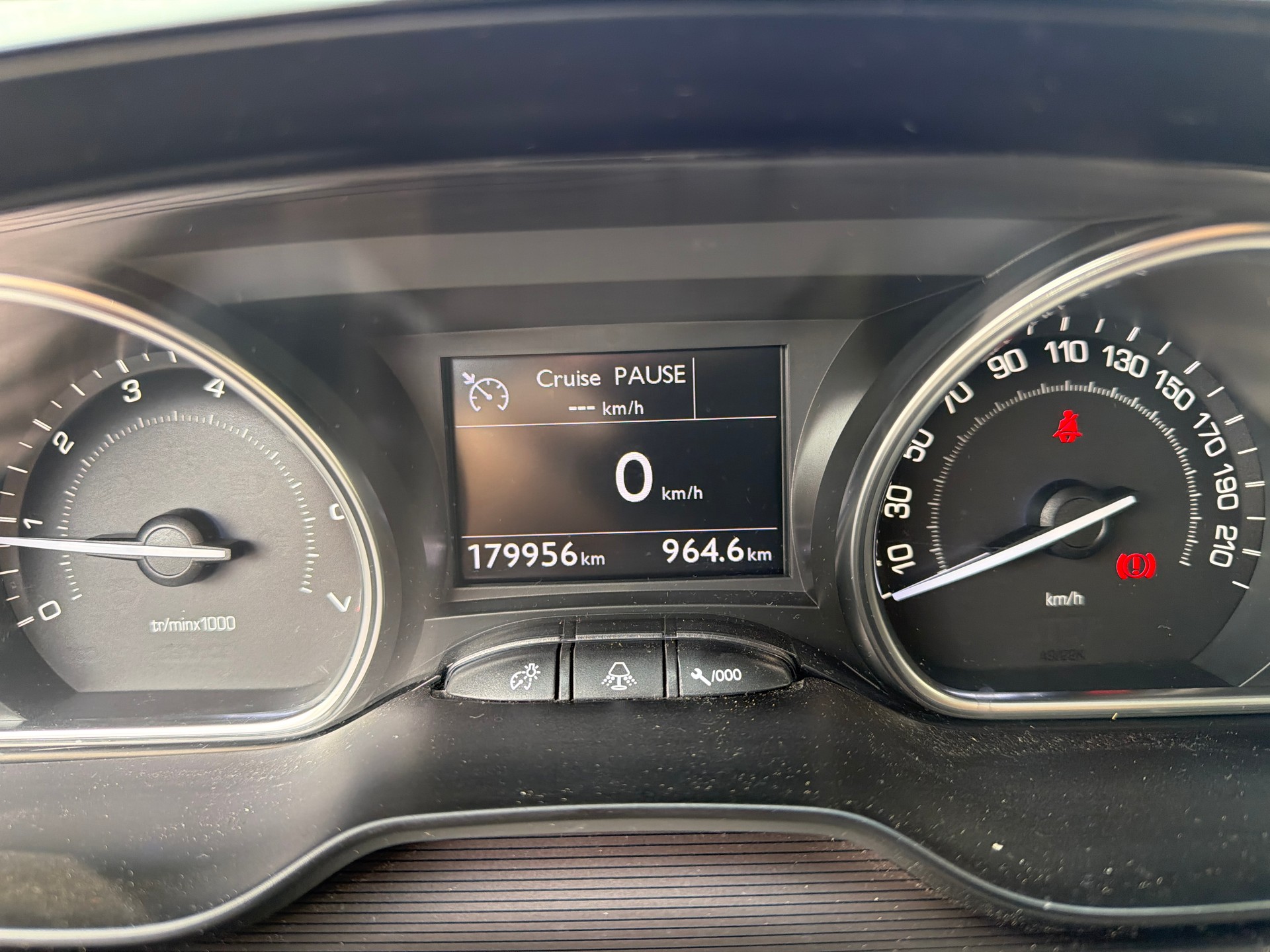 PEUGEOT 2008 1.6 VTI Féline-image-13