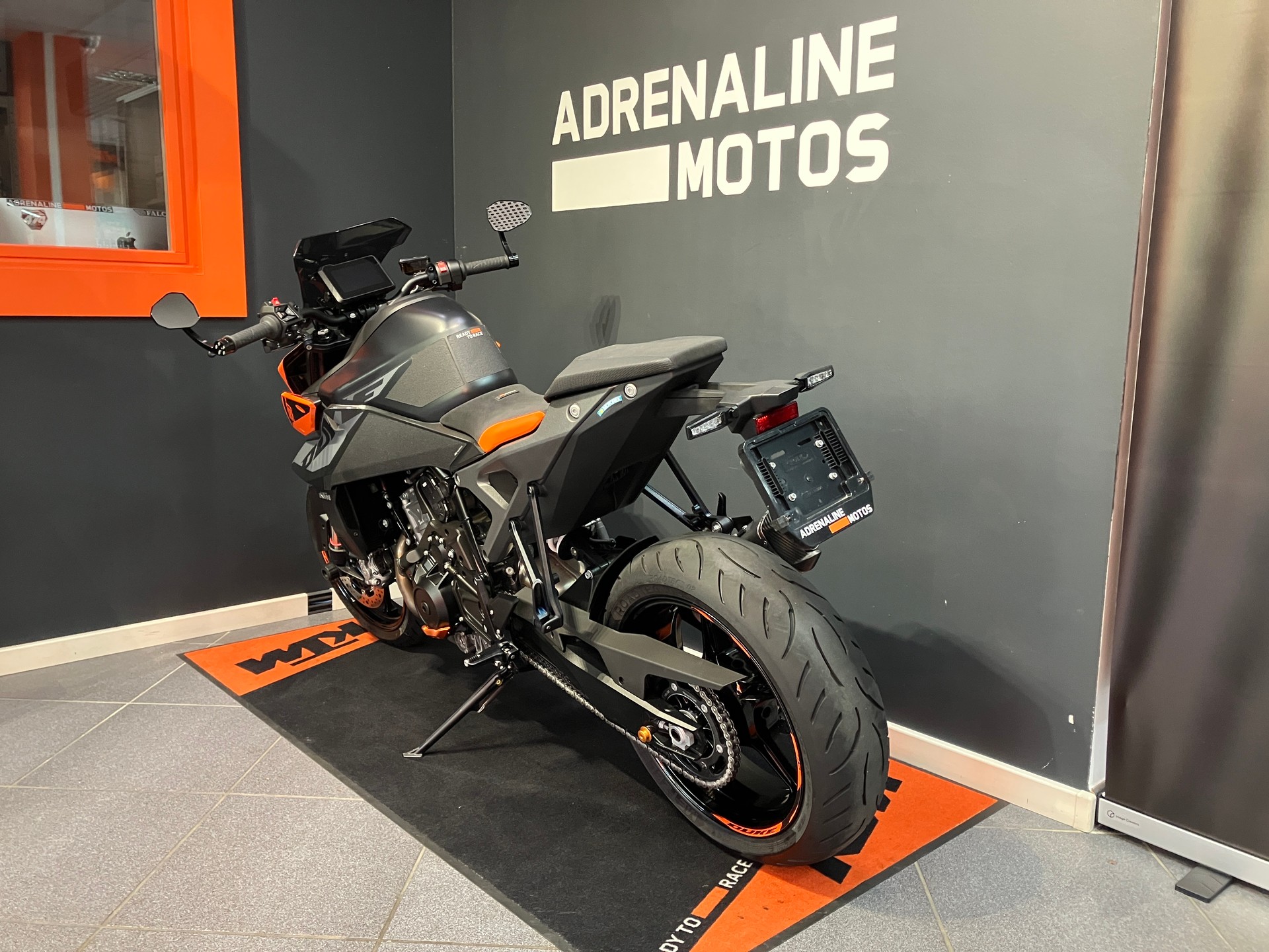 KTM 990 Duke-image-5