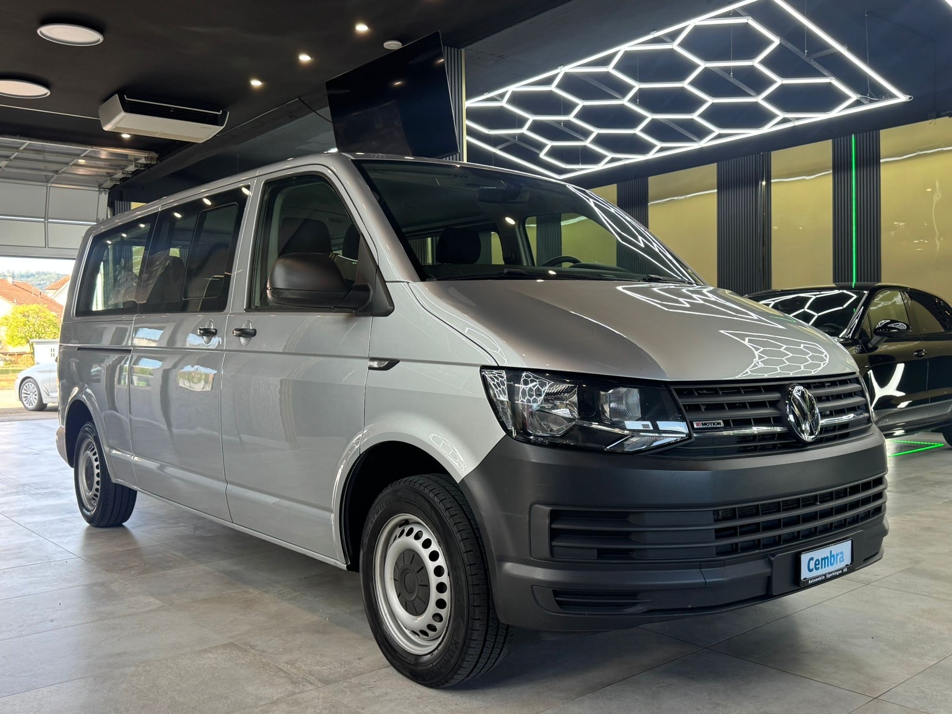 VW T6 2.0 TDI 4Motion DSG 9 Plätzer-image-2